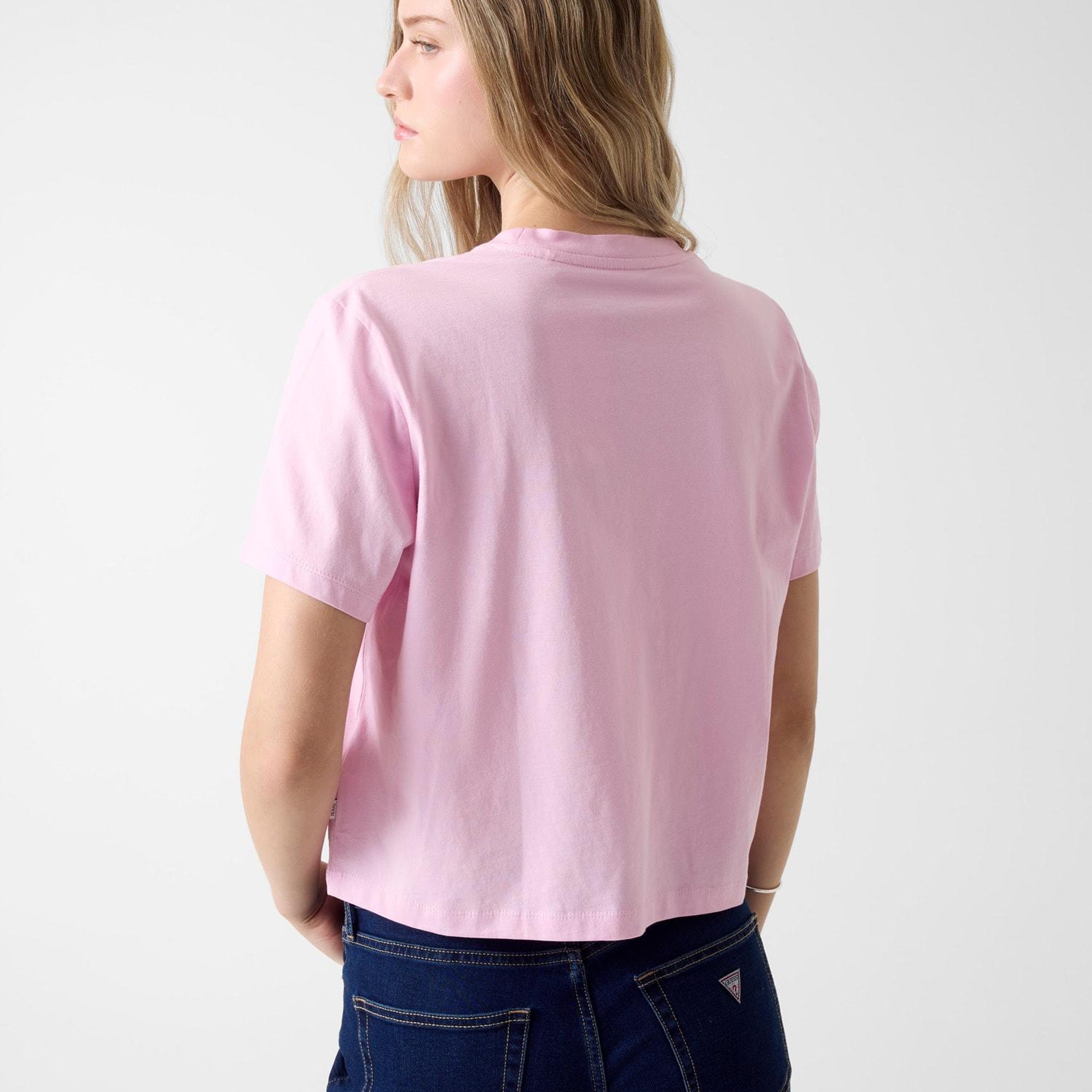 Guess Jeans Boxy Kadın Boxy Fit T-Shirt