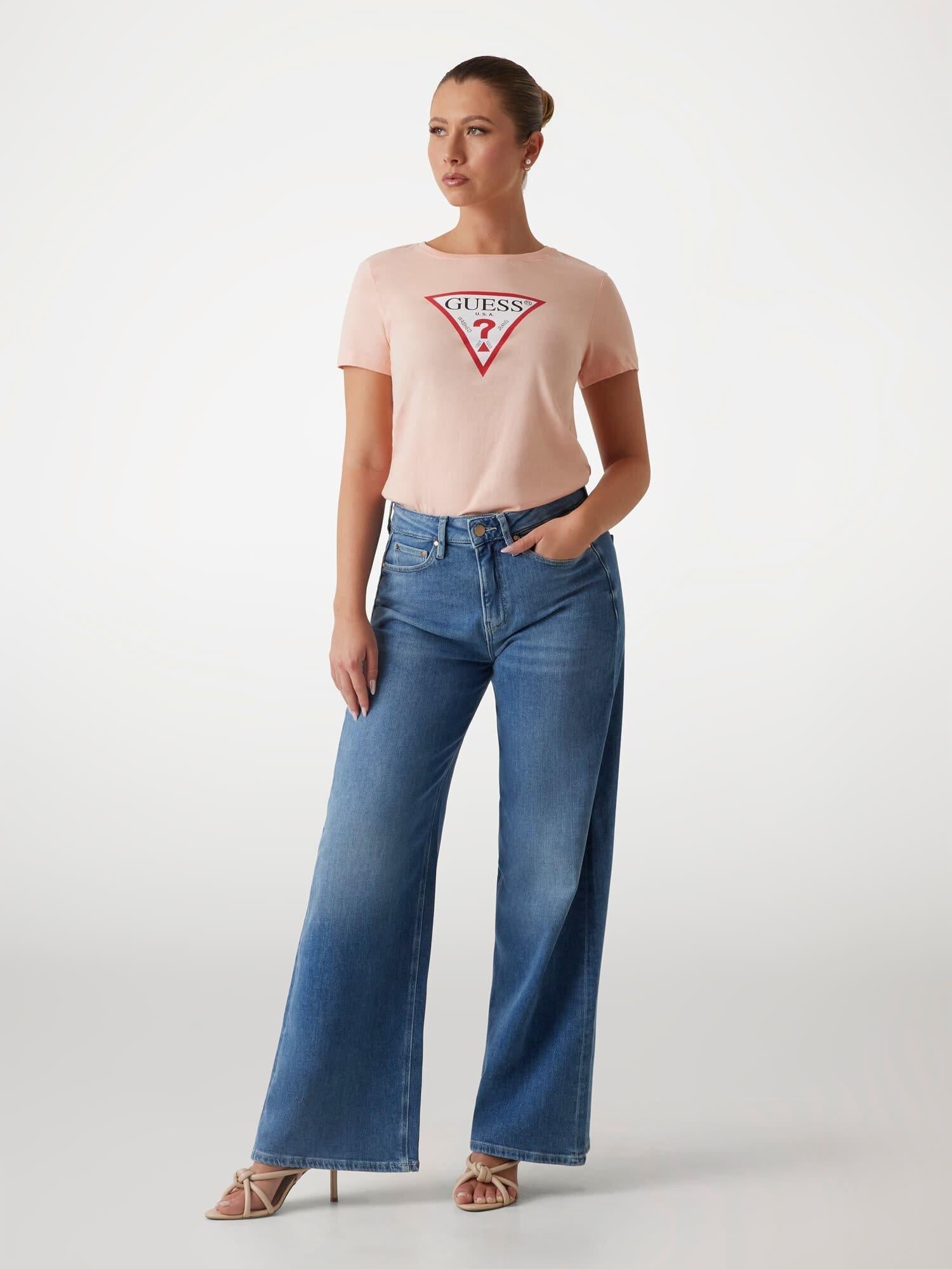 Üçgen Logolu T-shirt