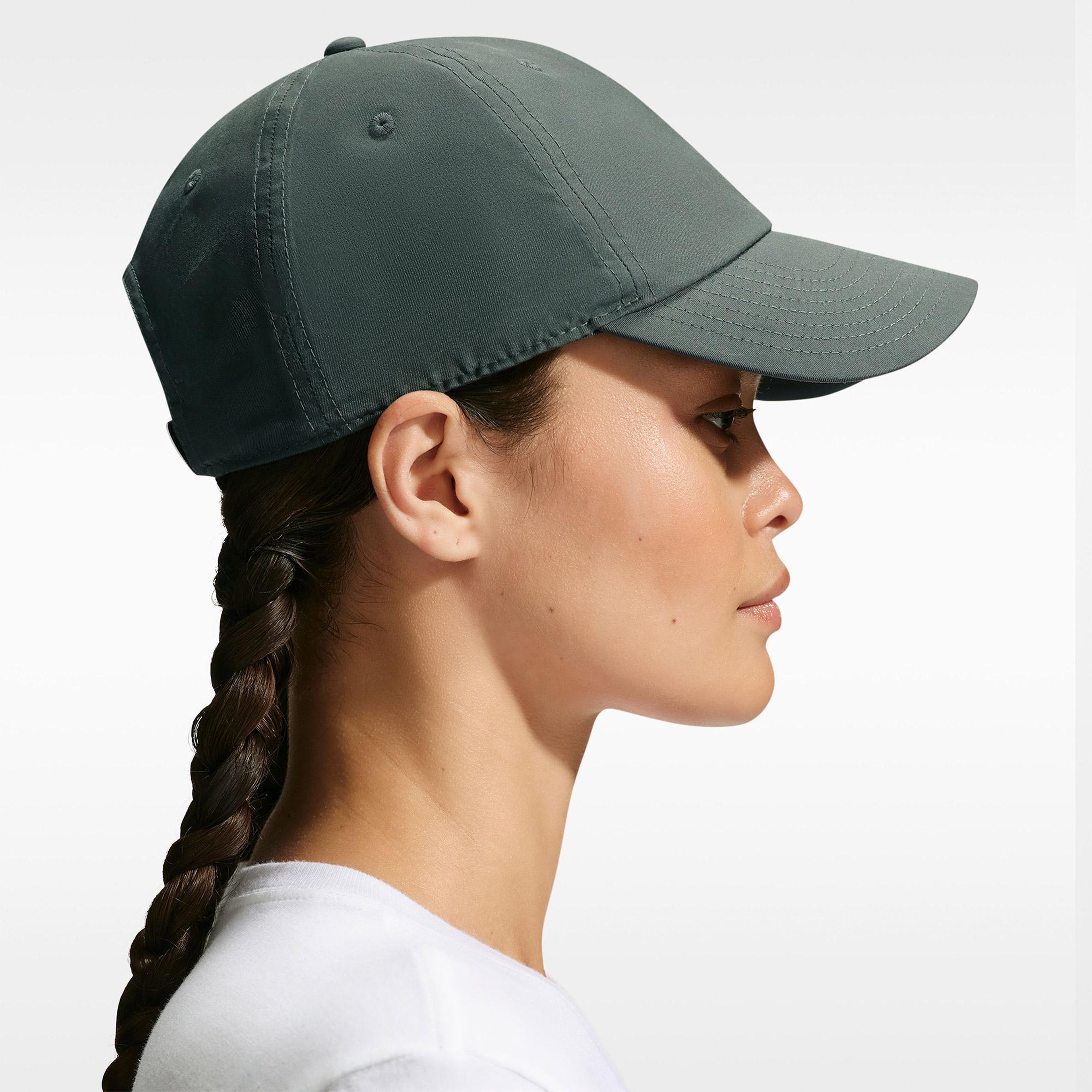 Nike Dri-Fit Club Swoosh Unisex Haki Şapka