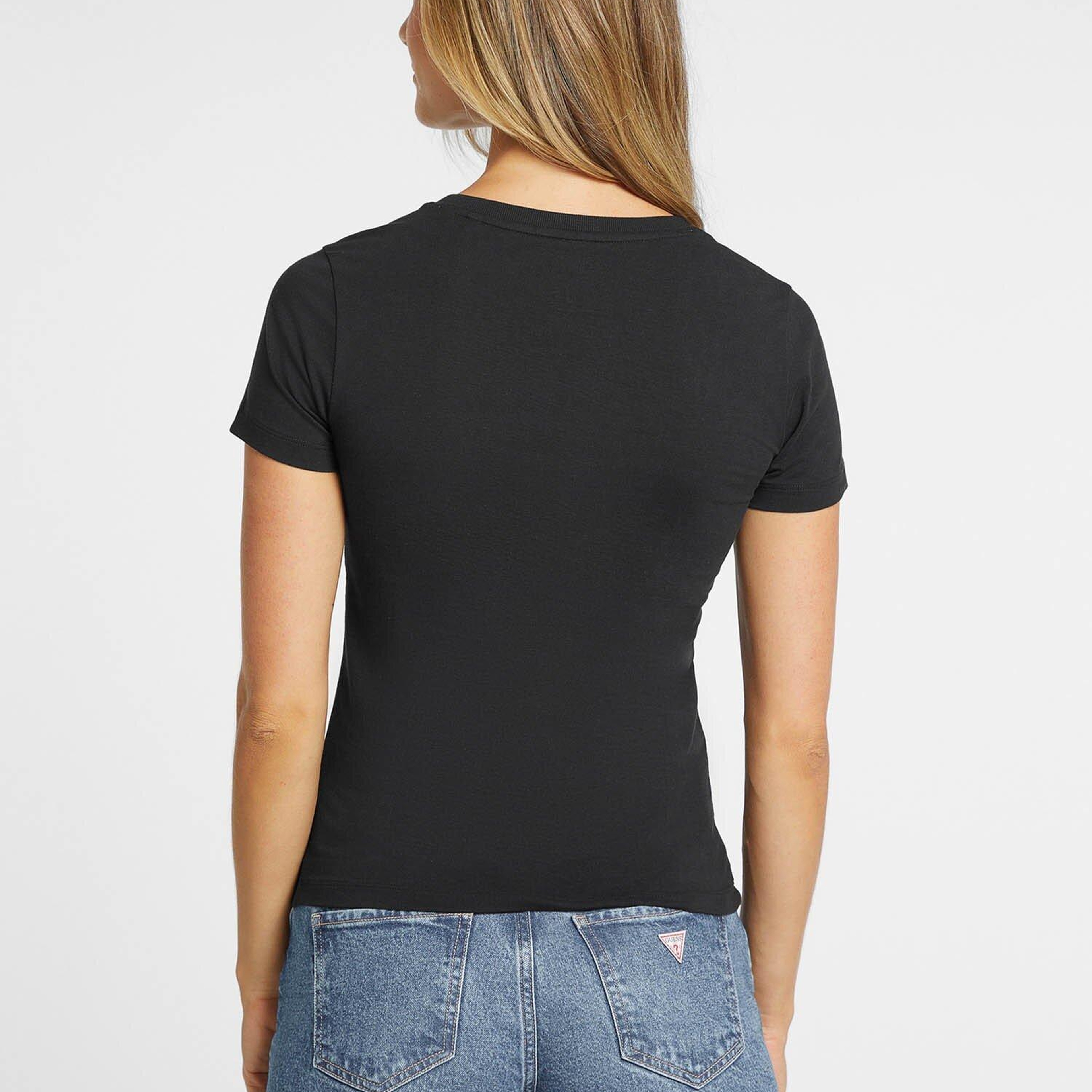 Guess Jeans Kadın Slim Fit T-Shirt