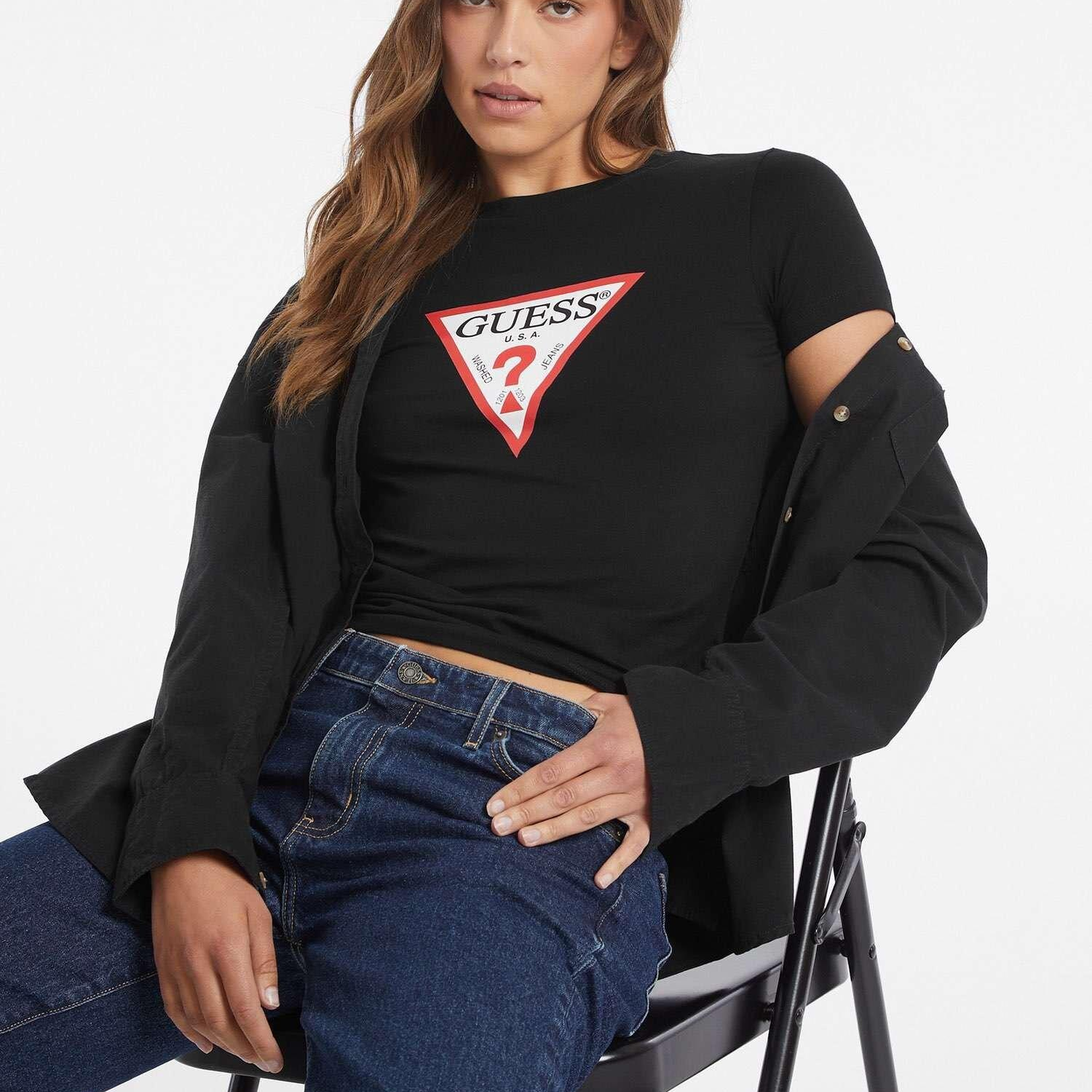 Guess Jeans Kadın Slim Fit T-Shirt
