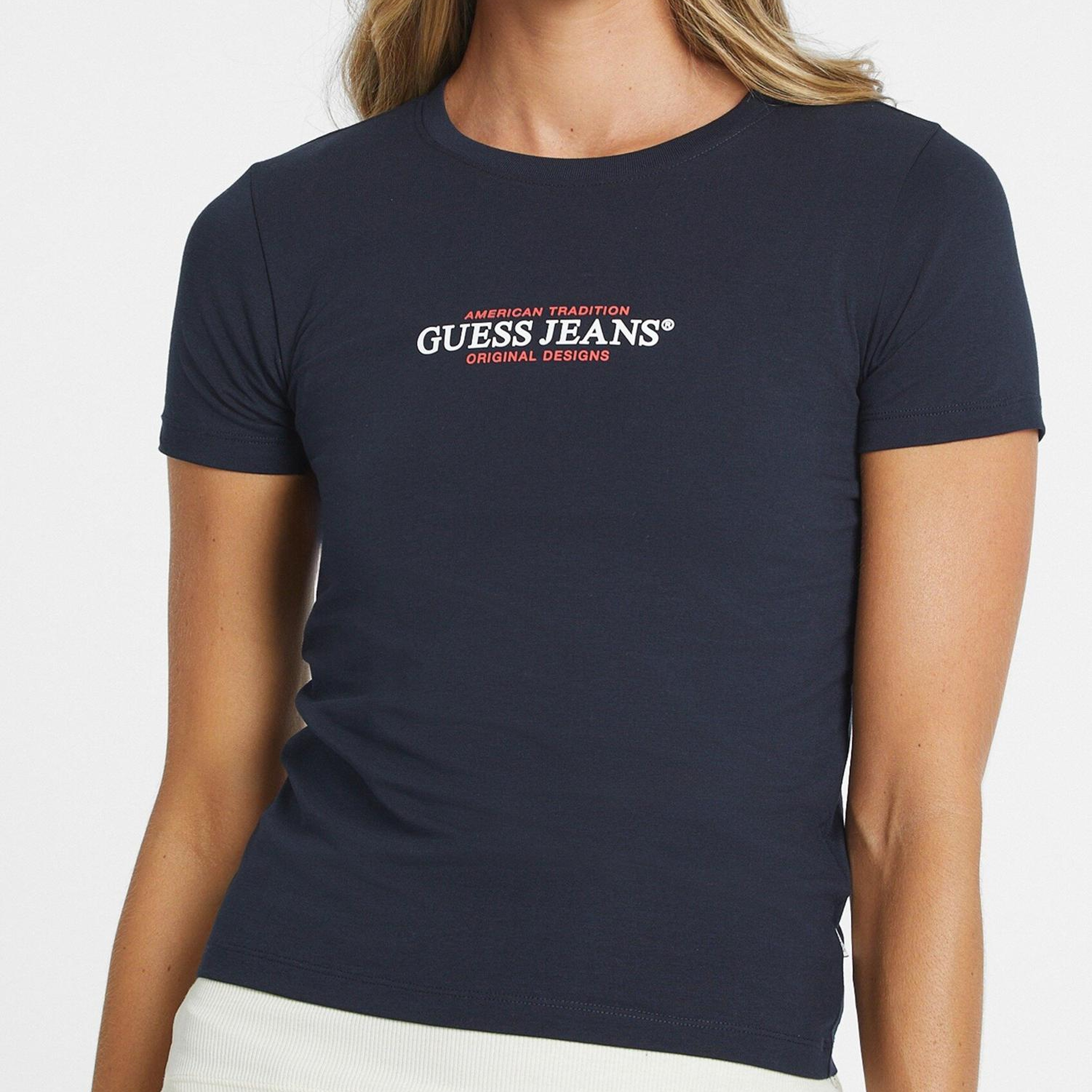 Guess Jeans Kadın Slim Fit T-Shirt