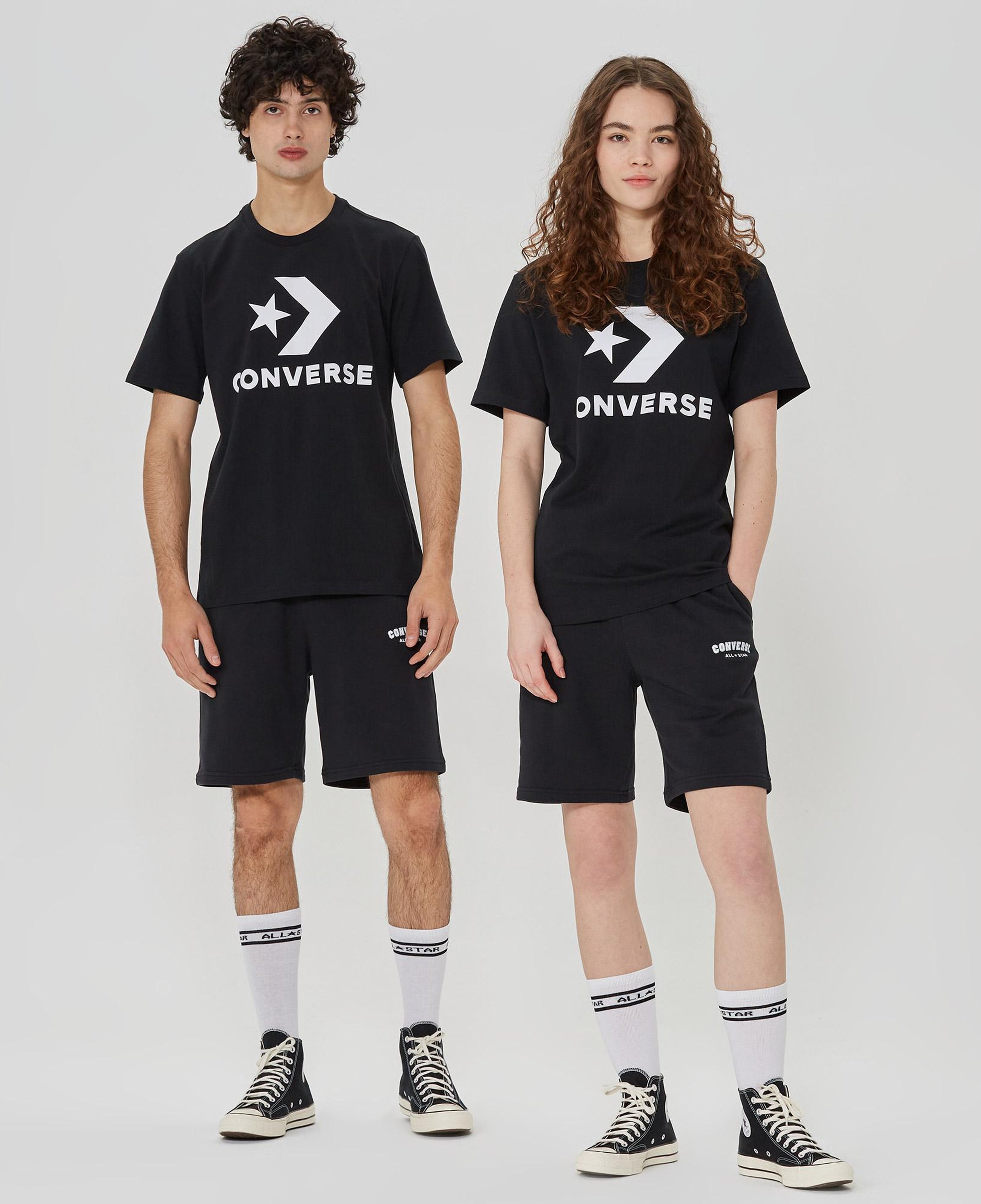 Converse Go-To Star Chevron Logo Unisex Siyah T-Shirt