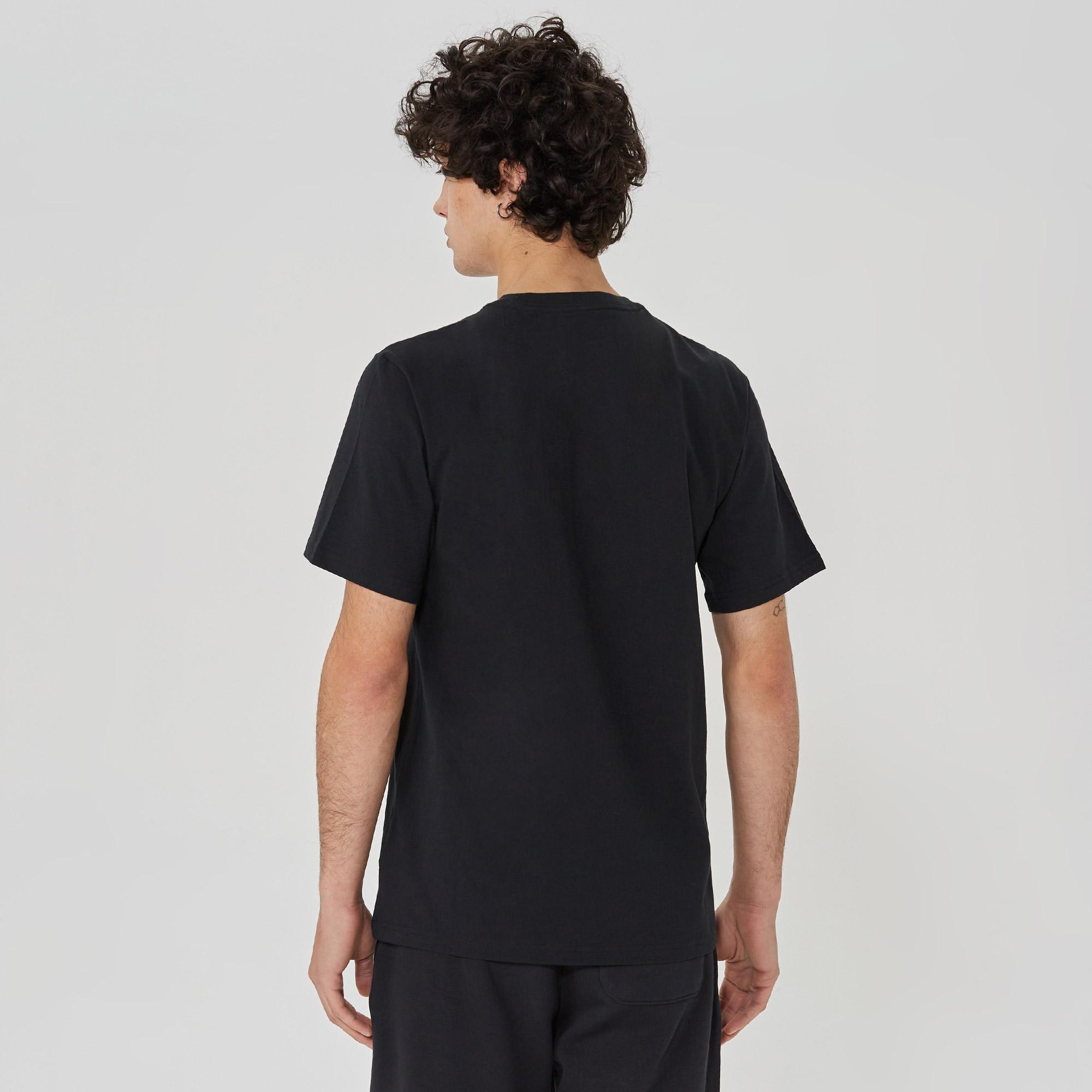 Converse Go-To Star Chevron Logo Unisex Siyah T-Shirt