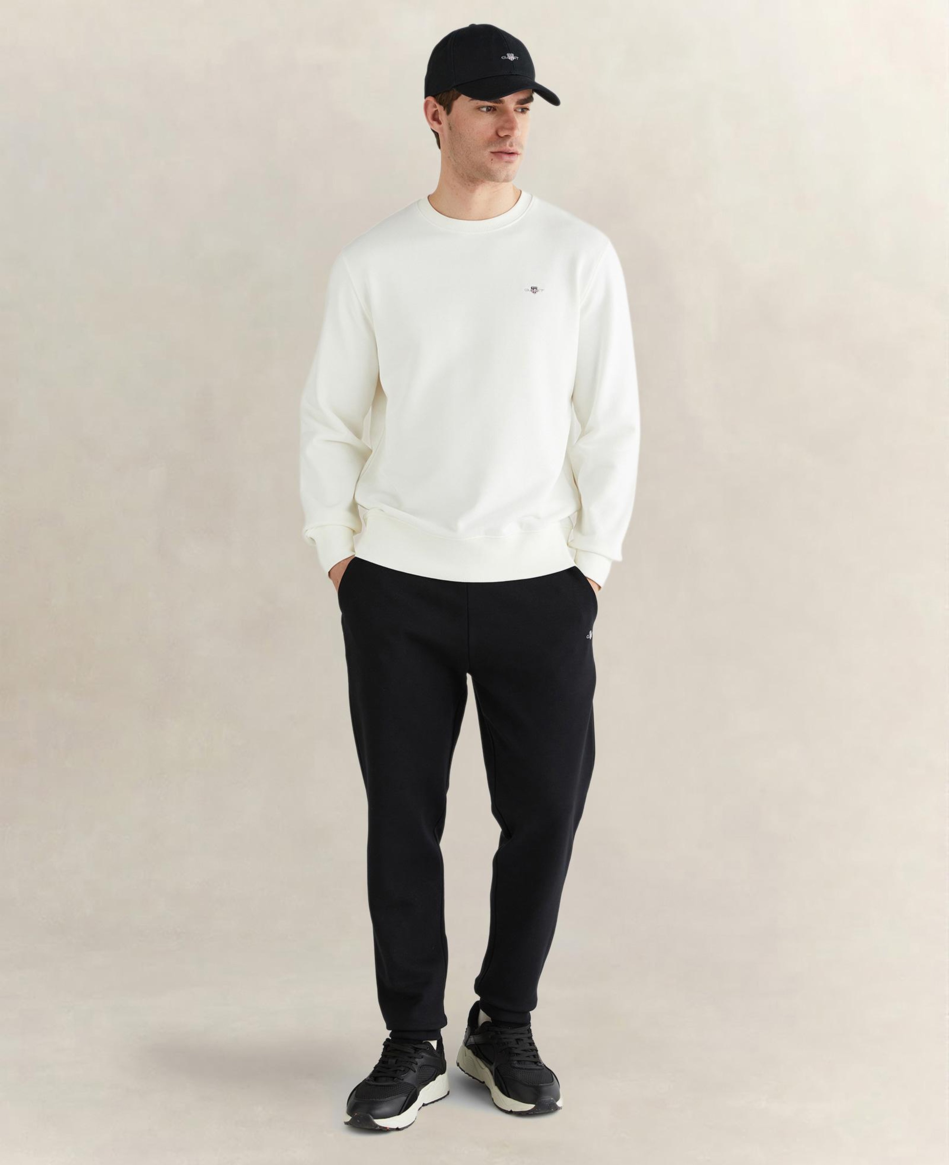 GANT Erkek Siyah Regular Fit Logolu Eşofman Altı