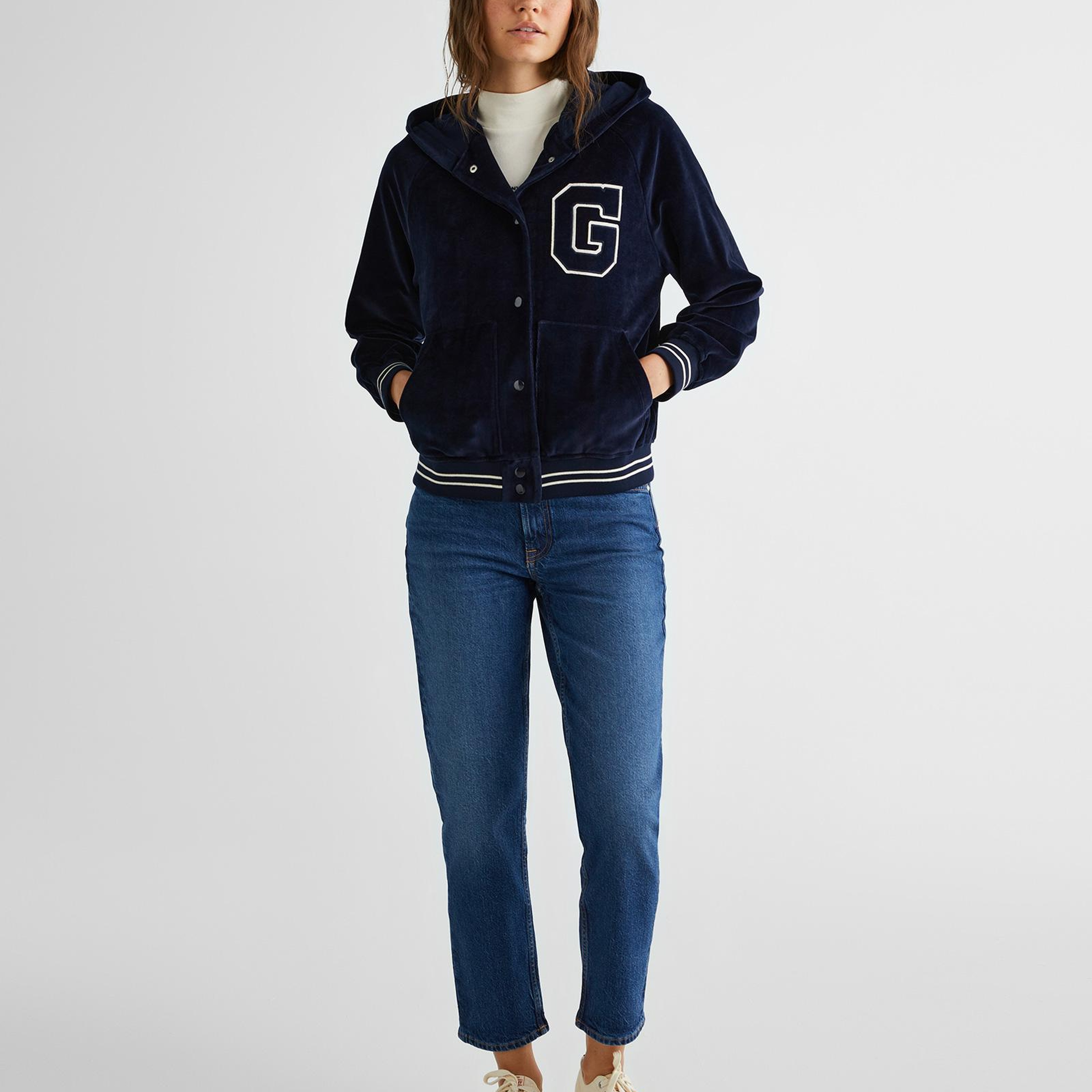 GANT Kadın Lacivert Relaxed Fit Kapüşonlu Logolu Sweatshirt