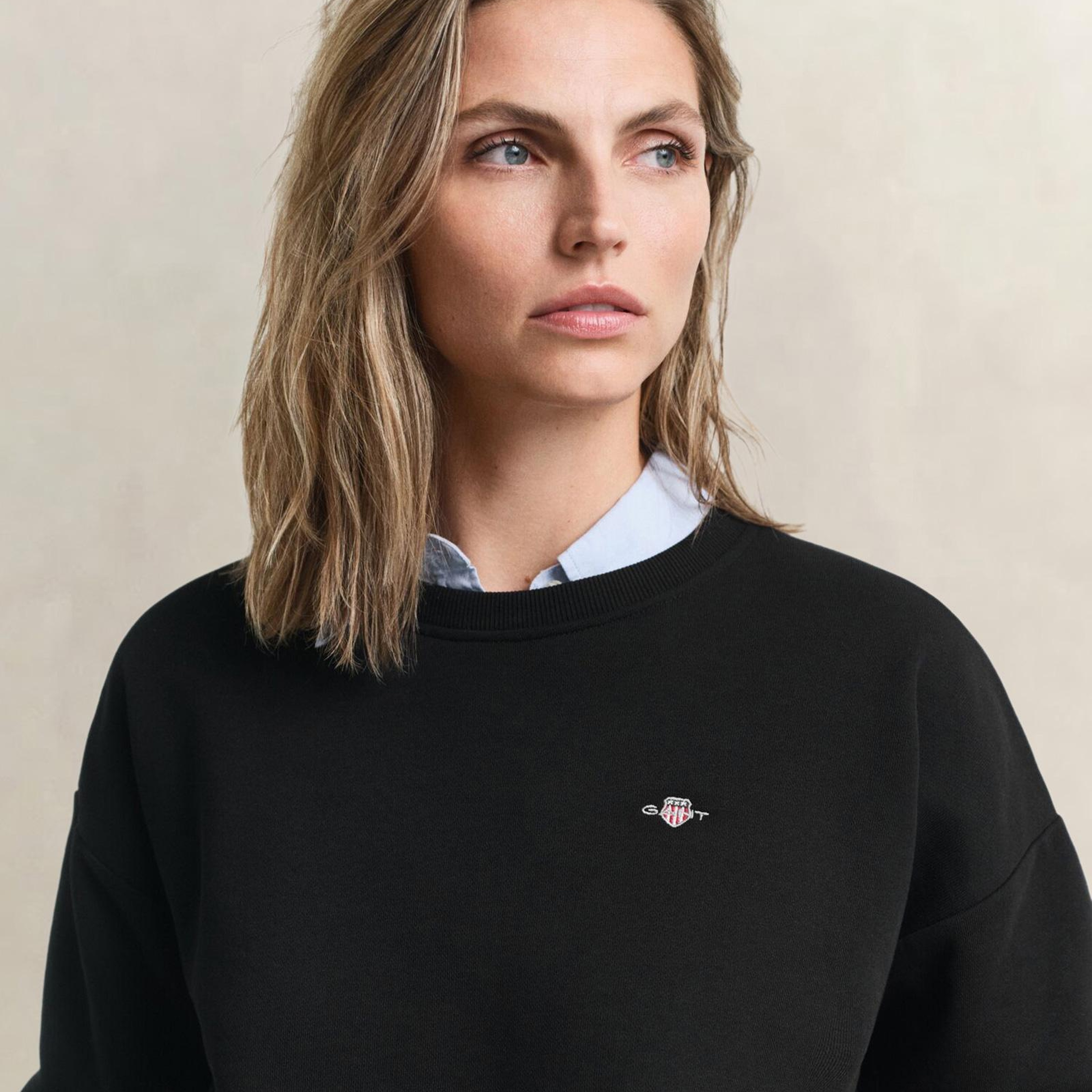 GANT Kadın Siyah Relaxed Fit Bisiklet Yaka Sweatshirt