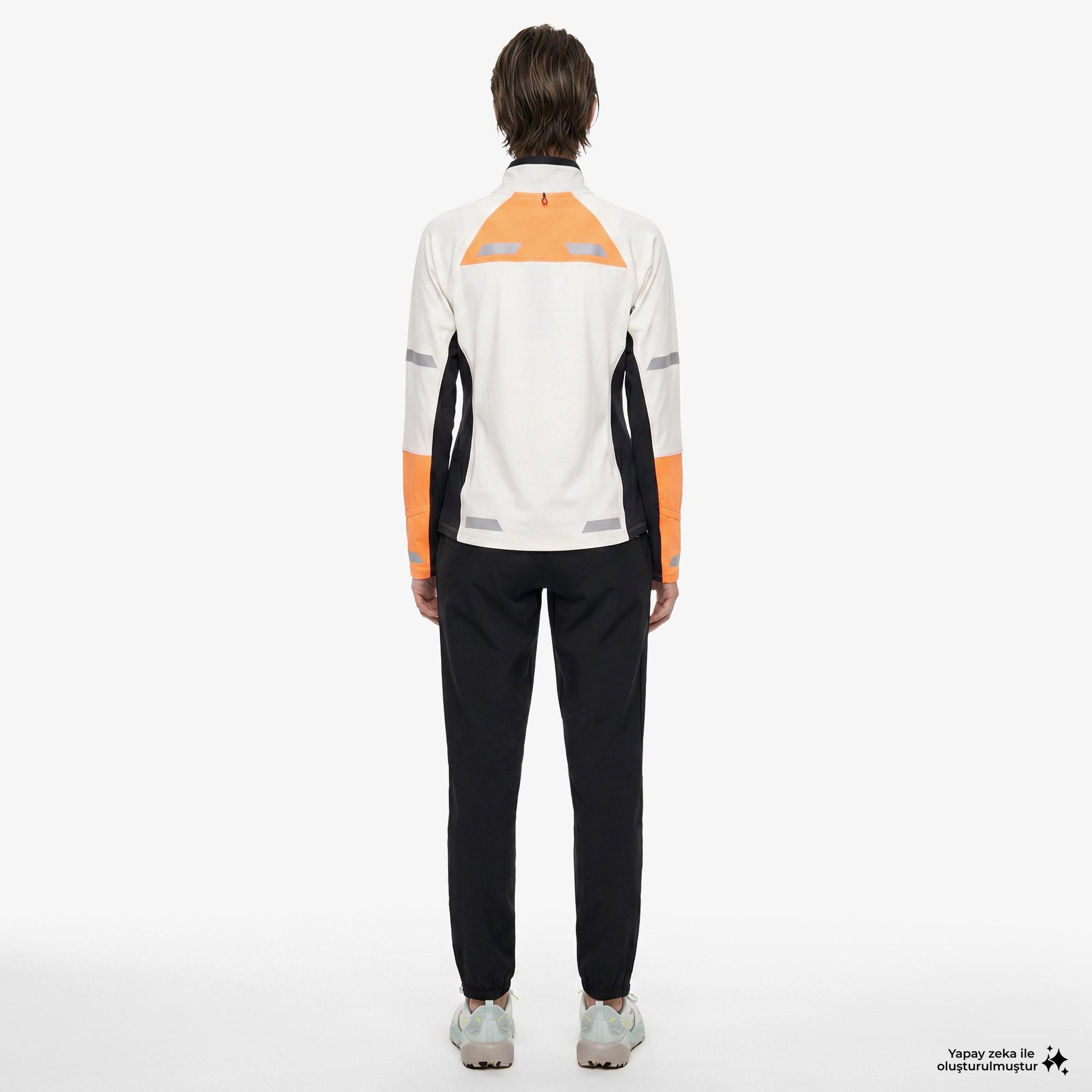 Brooks Run Visible 1/2 Zip 2.0 Kadın Beyaz T-Shirt