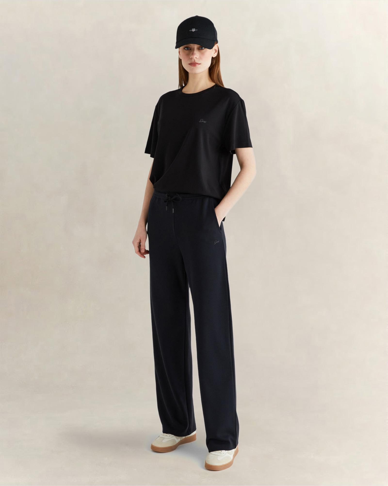 GANT Kadın Siyah Bisiklet Yaka Regular Fit T-Shirt