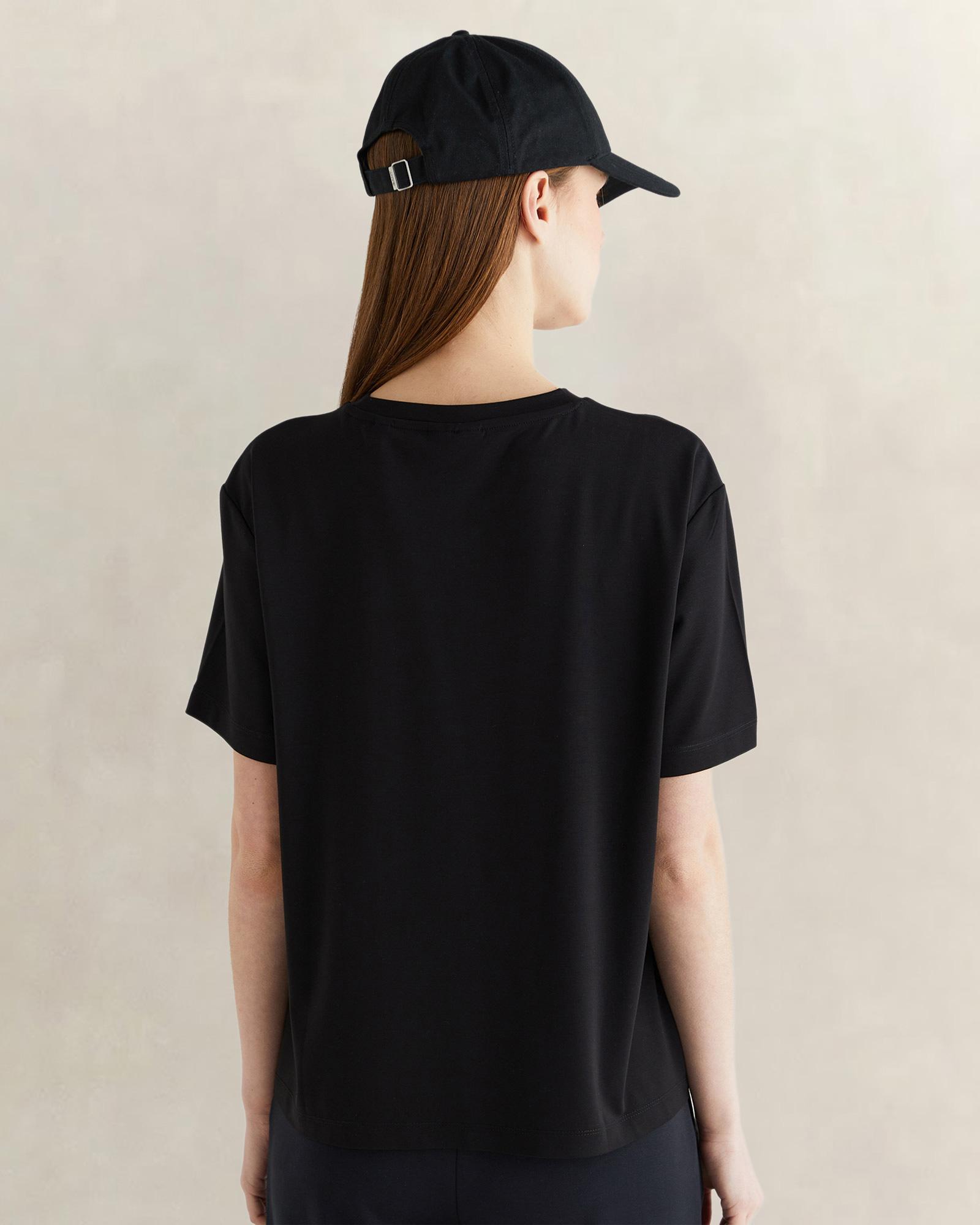 GANT Kadın Siyah Bisiklet Yaka Regular Fit T-Shirt