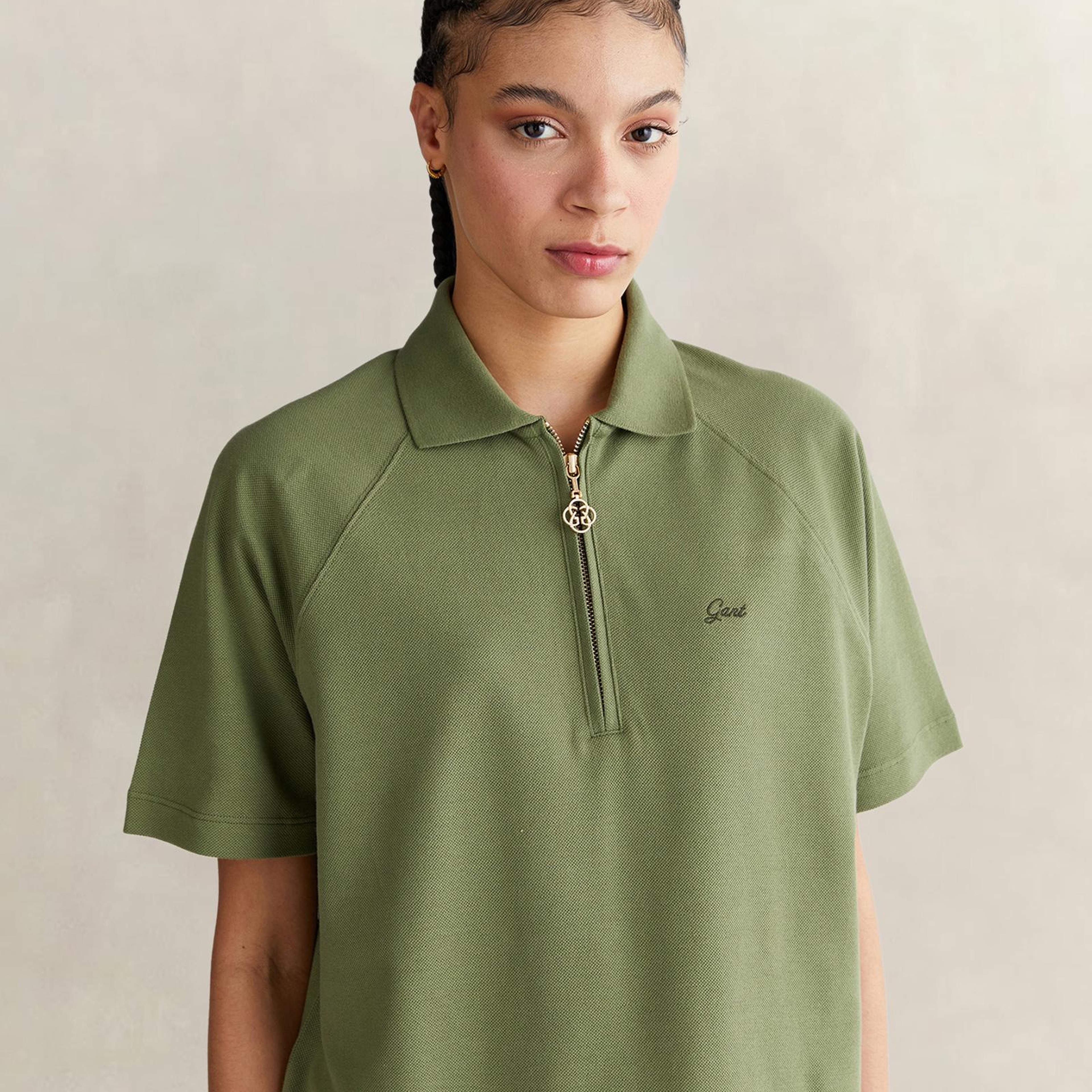 GANT Kadın Yeşil Regular Fit Yarım Fermuarlı Polo Yaka T-Shirt