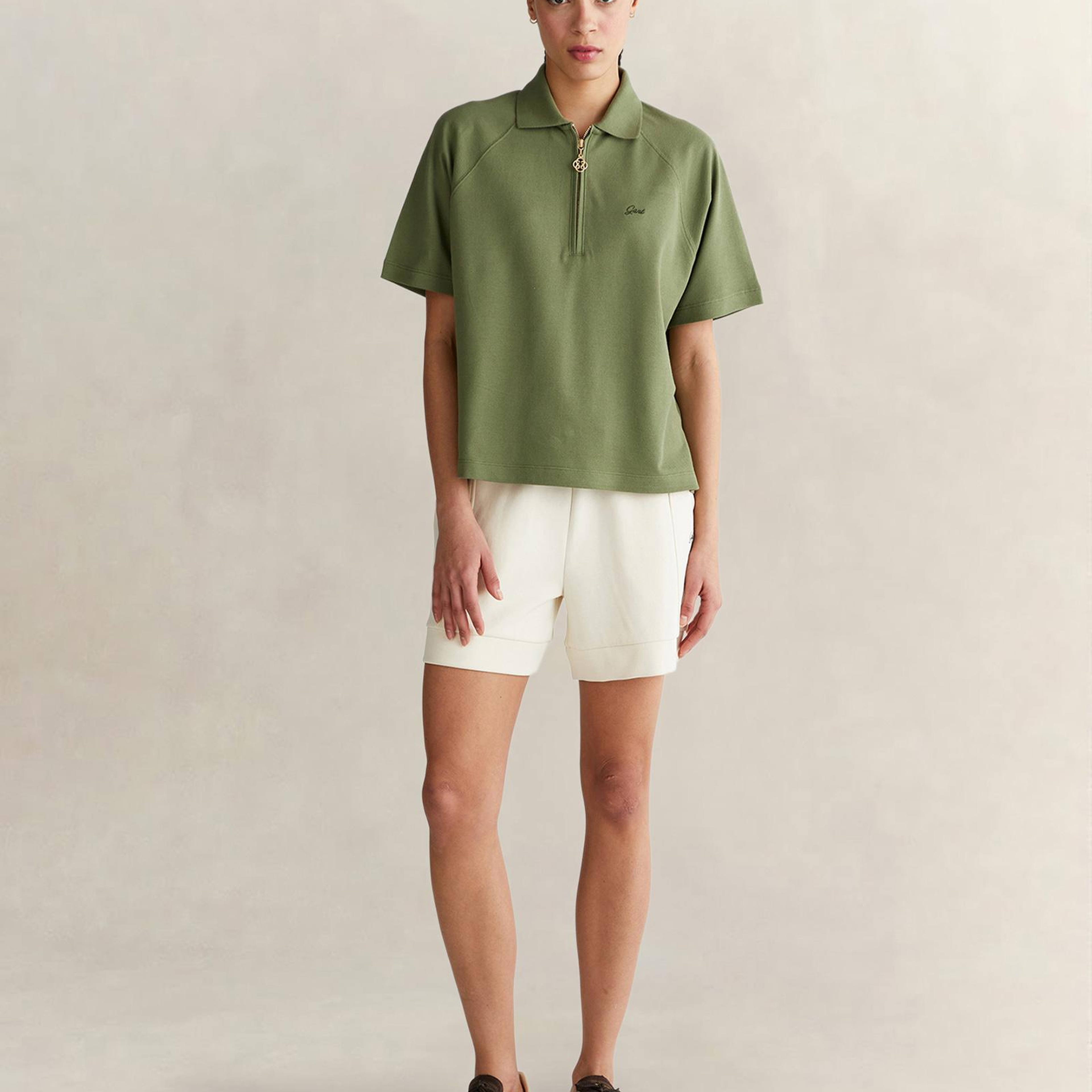 GANT Kadın Yeşil Regular Fit Yarım Fermuarlı Polo Yaka T-Shirt