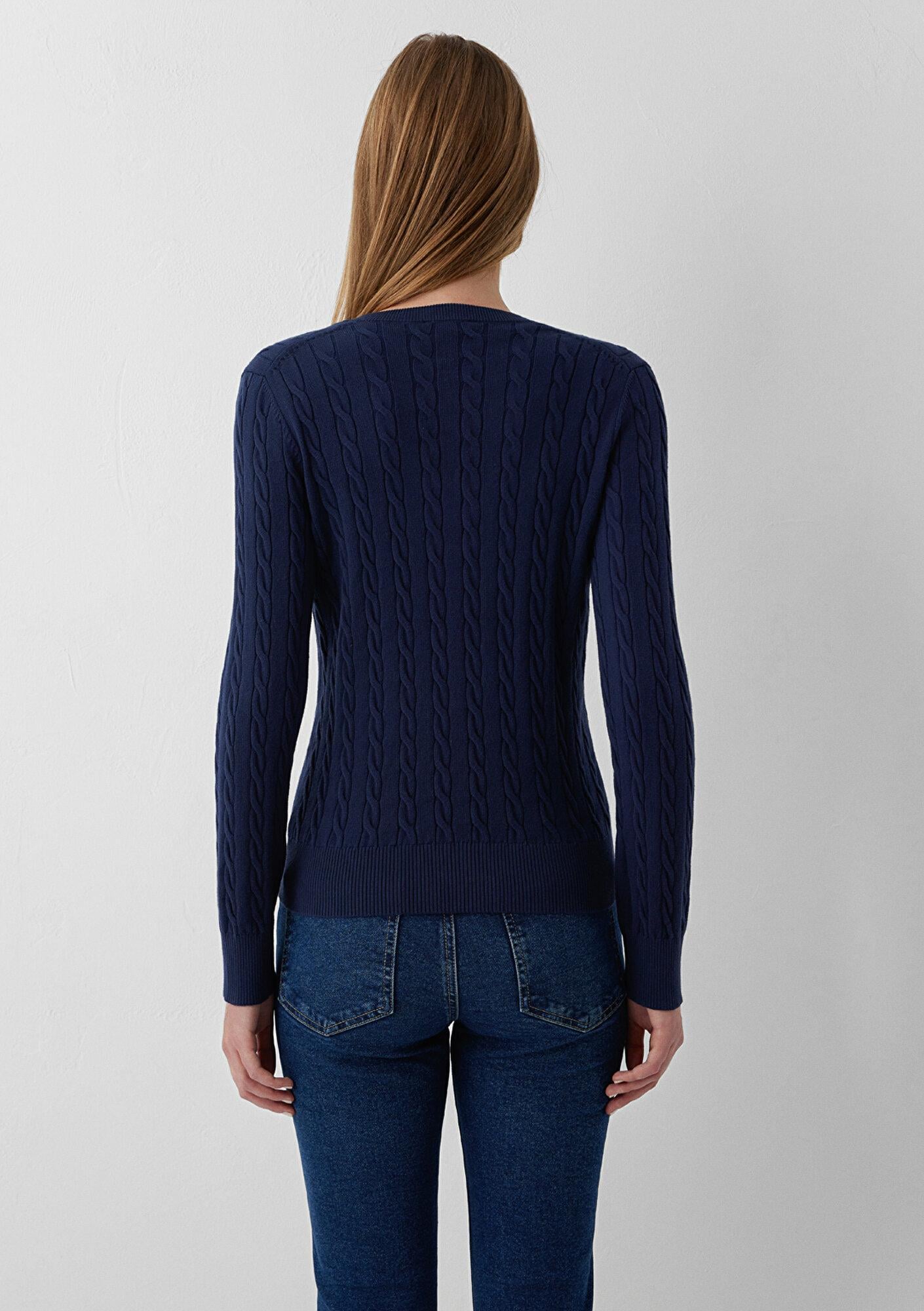 Mavi V Yaka Lacivert Triko Slim Fit / Dar Kesim 1710911-70492