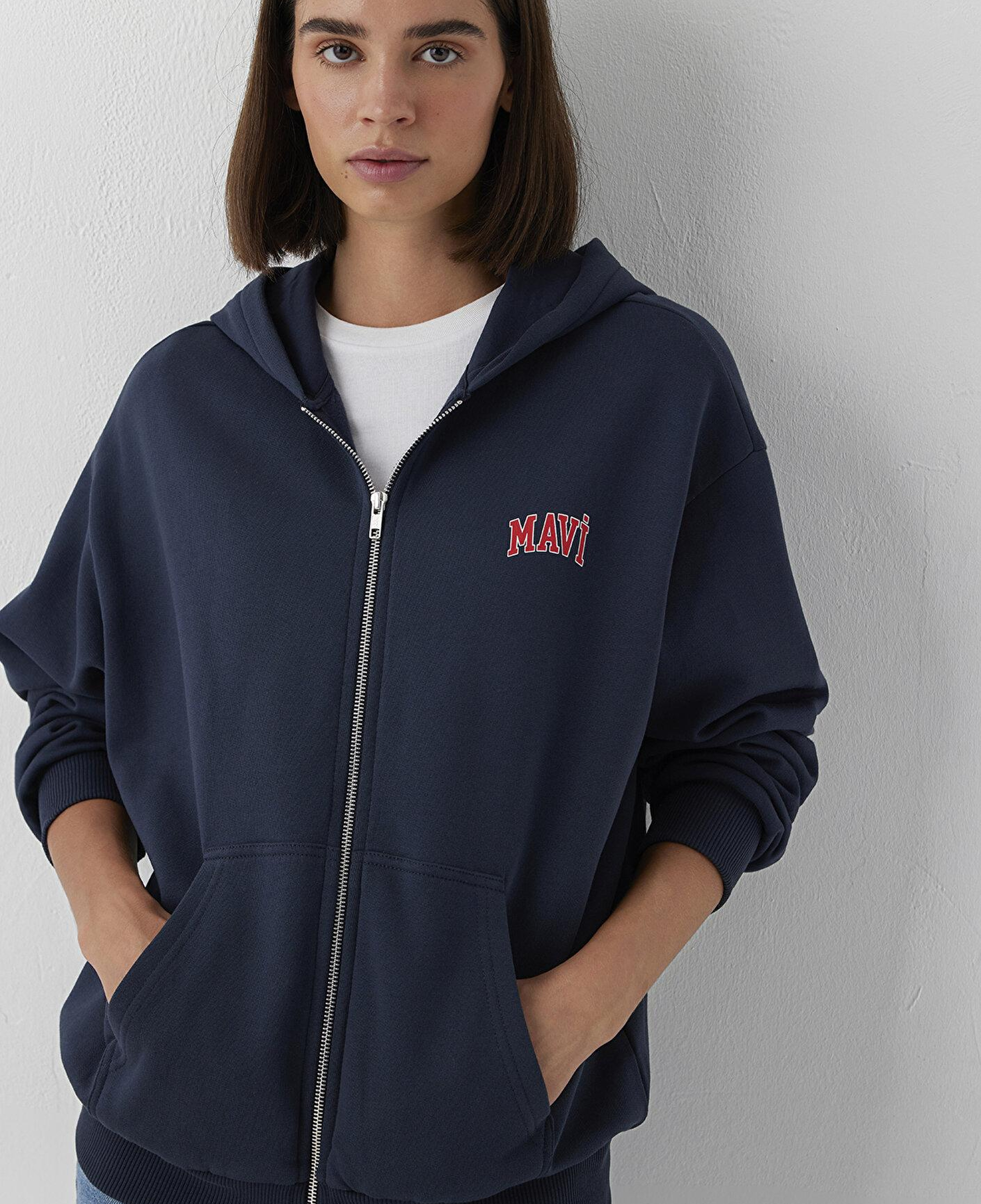 Mavi Kapüşonlu Lacivert Sweatshirt 1S10178-70490