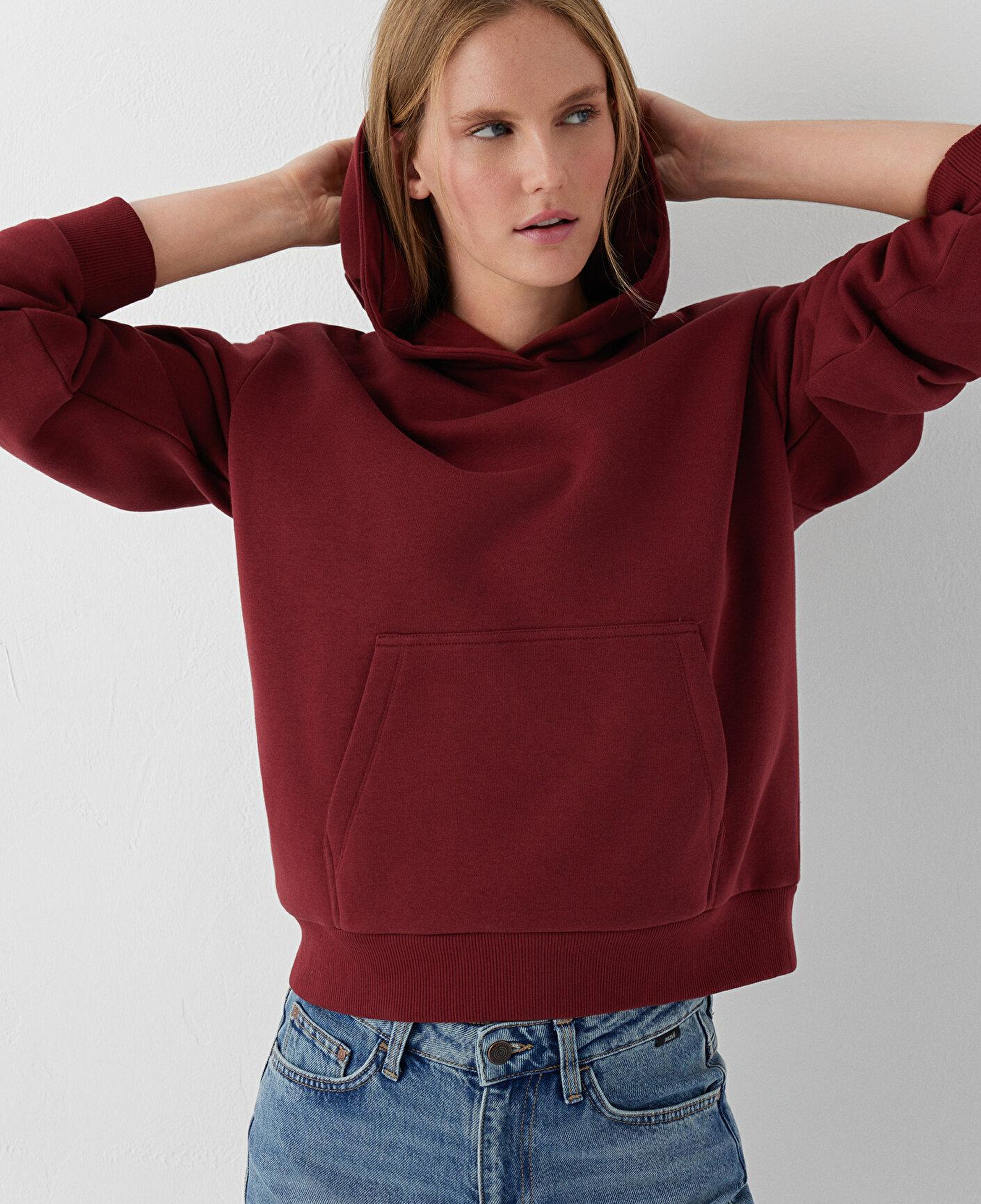 Mavi Kapüşonlu Kırmızı Sweatshirt 167299-85347