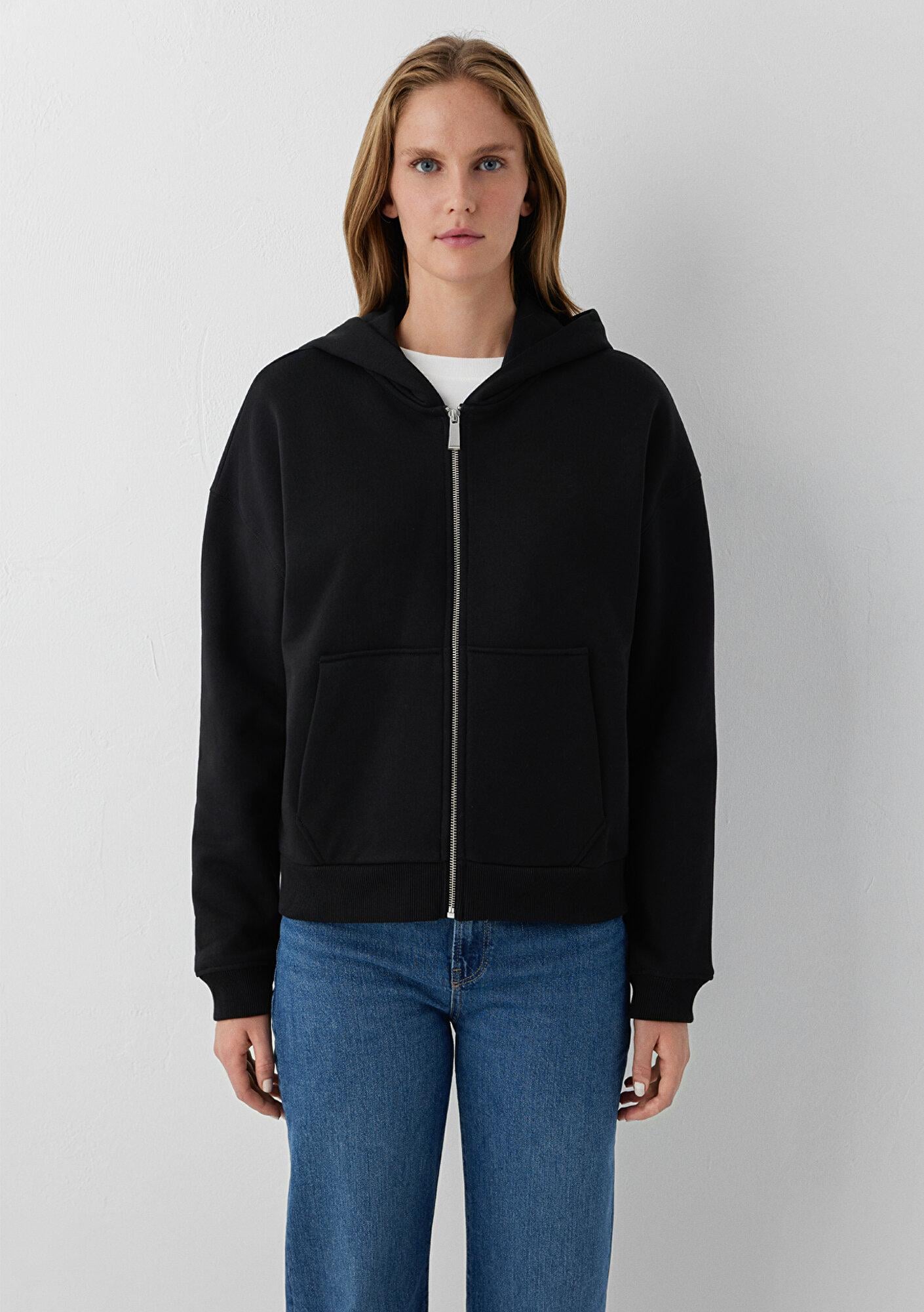 Mavi Kapüşonlu Siyah Basic Sweatshirt 1S10570-900