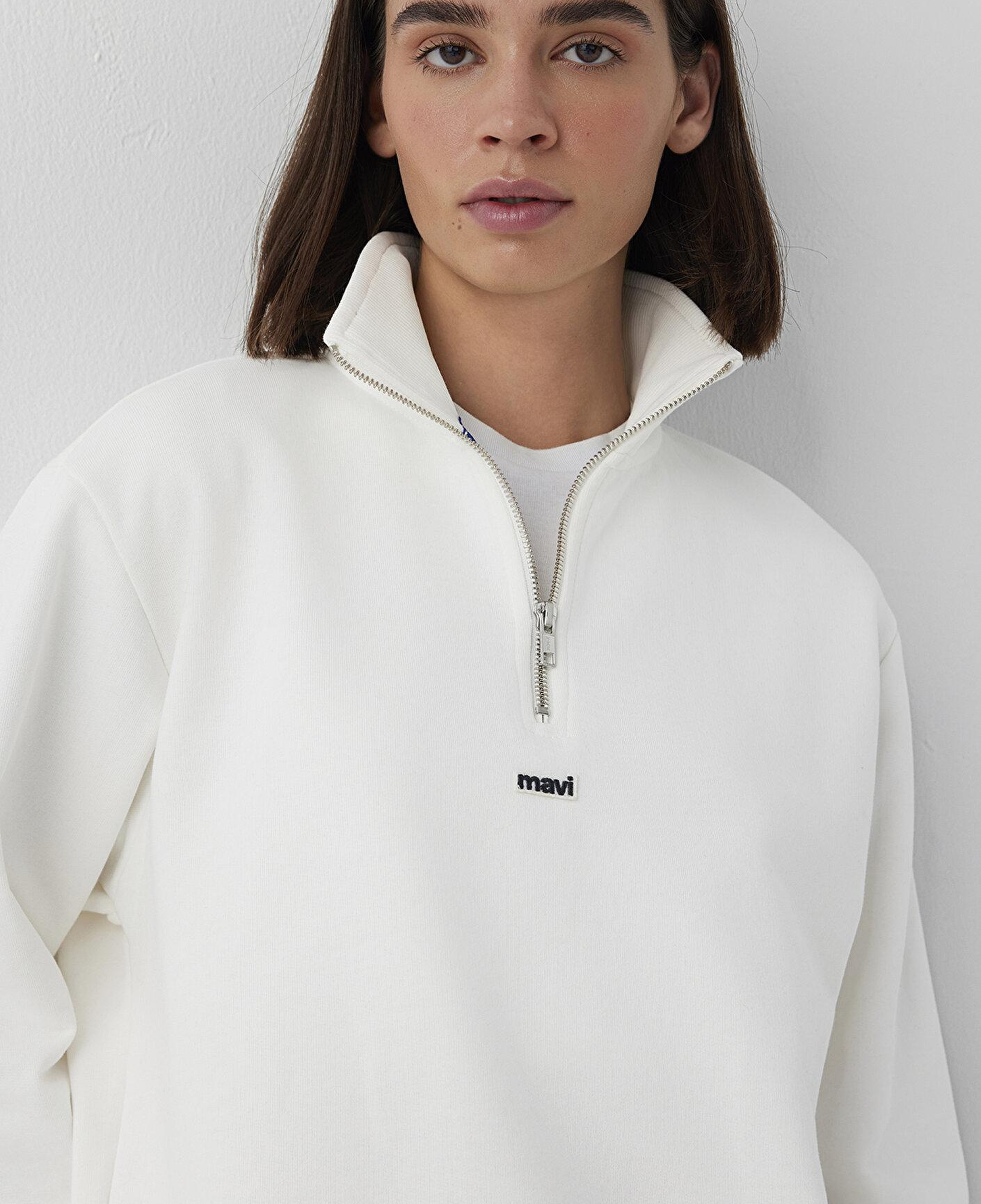 Mavi Ekru Sweatshirt 1S10553-70057