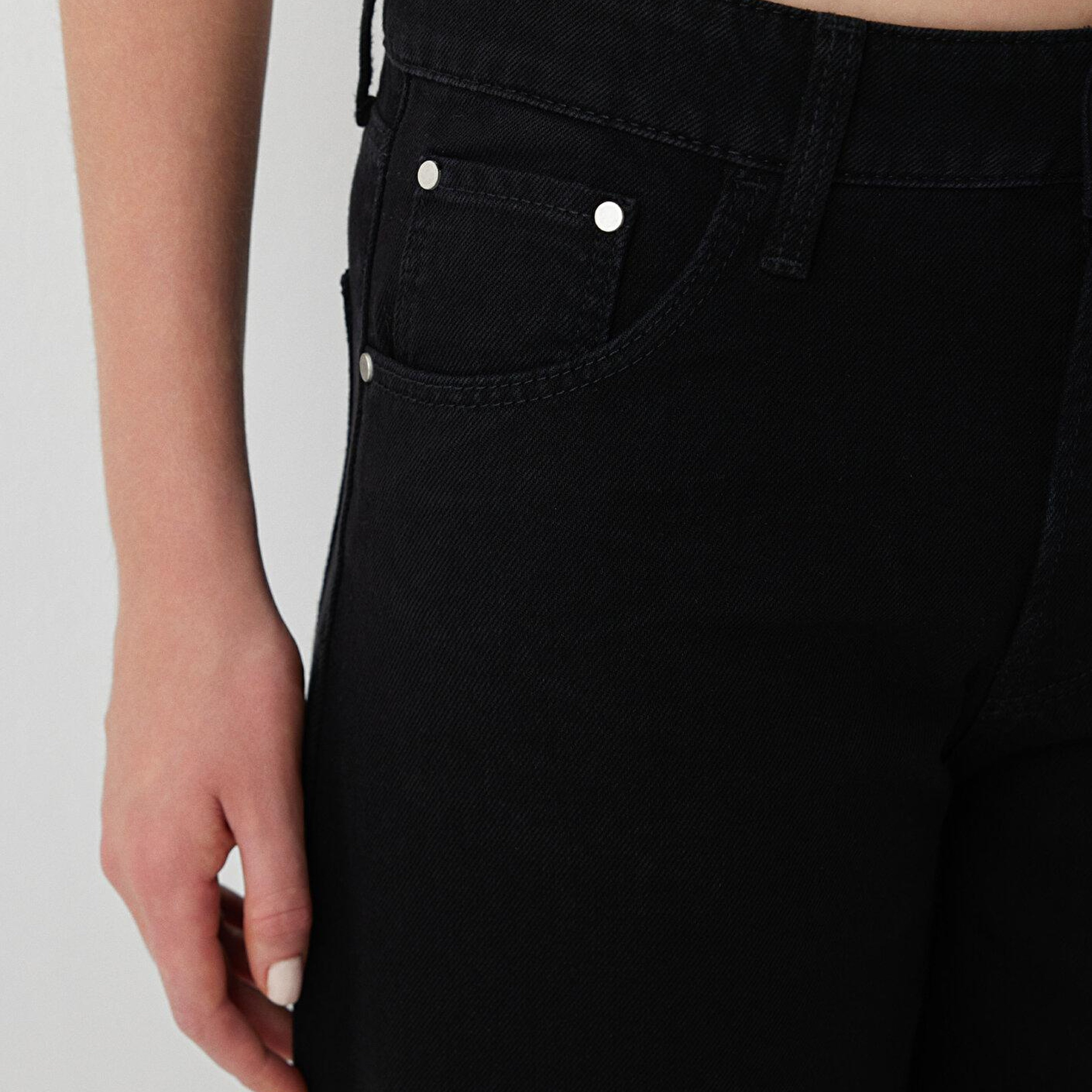 Mavi Leila Premium Blue Siyah Jean Pantolon 1010600-A6843