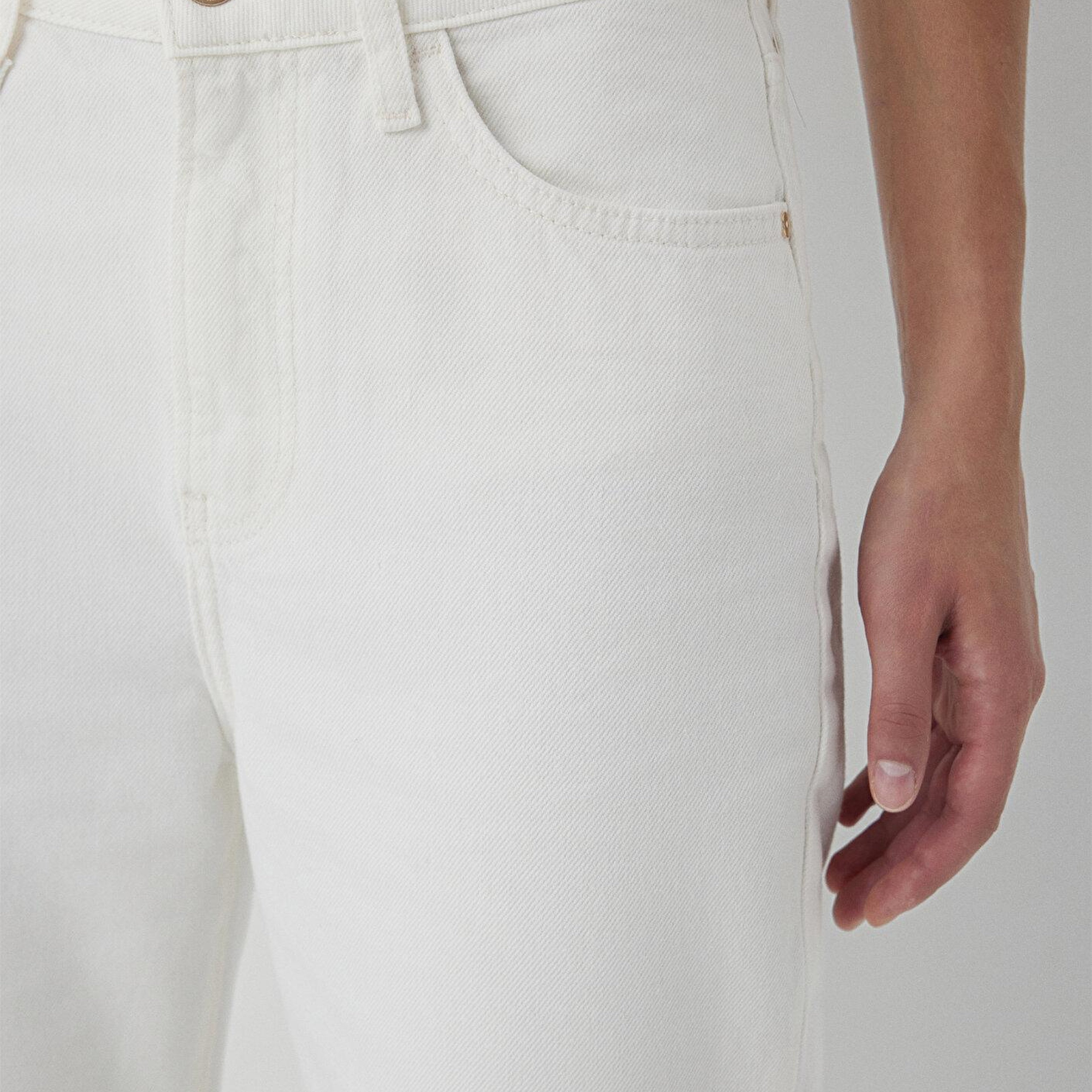 Mavi Victoria Premium Blue Kırık Beyaz Jean Pantolon 101072-A7560