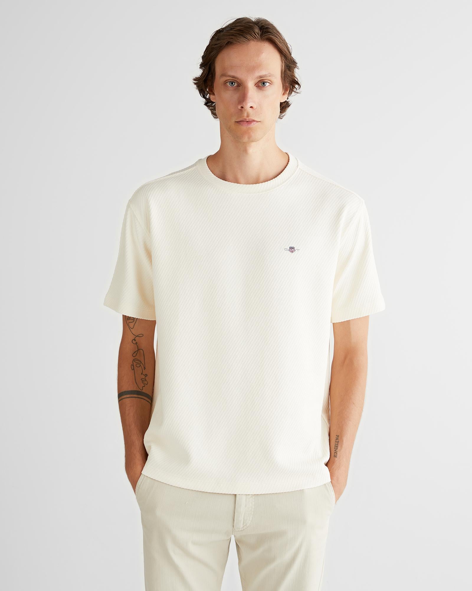 GANT Erkek Krem Relaxed Fit T-Shirt