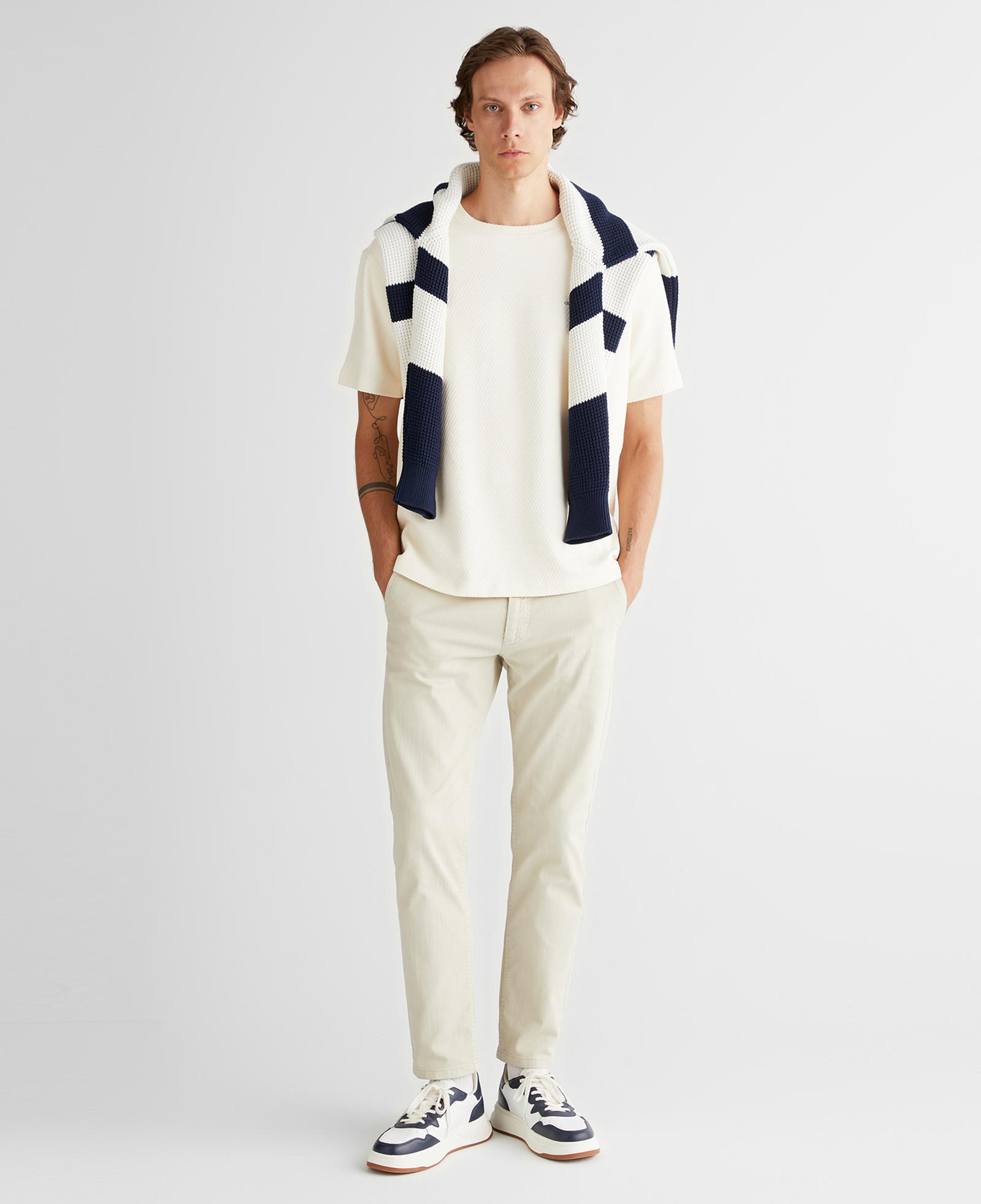 GANT Erkek Krem Relaxed Fit T-Shirt