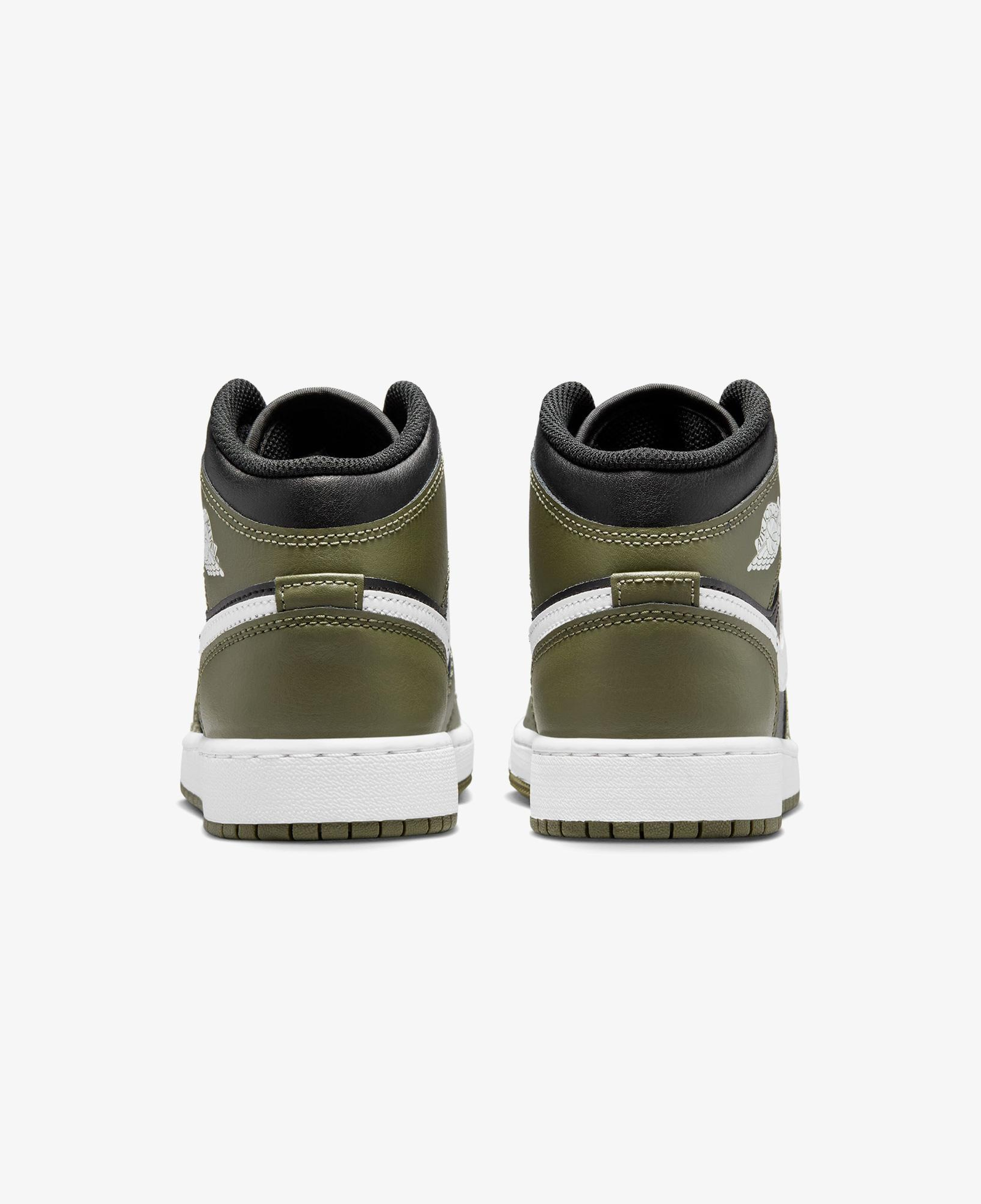 Jordan Air 1 Mid Genç Siyah Spor Ayakkabı