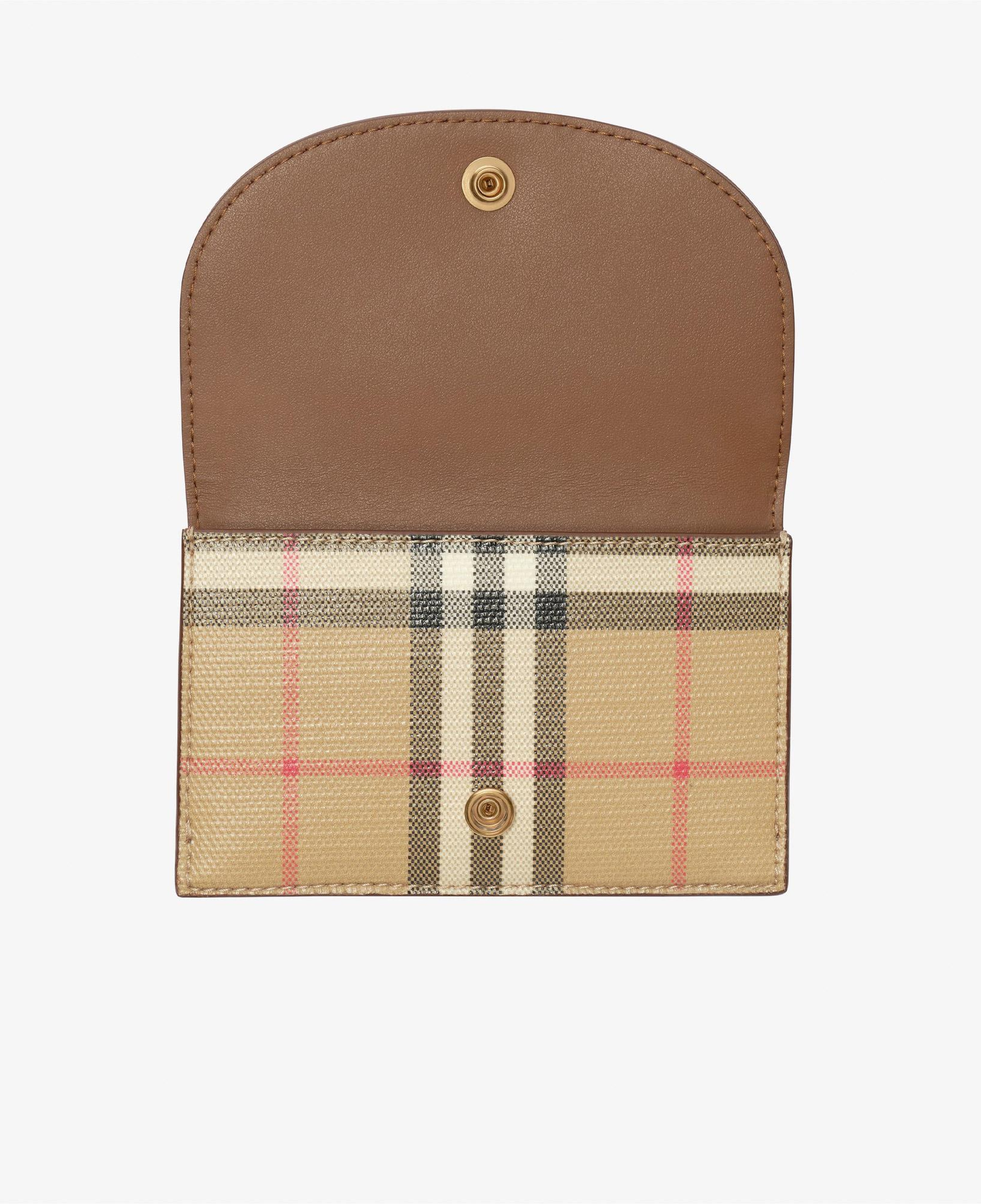 Burberry Flap With Keyring Kadın Bej Kartlık