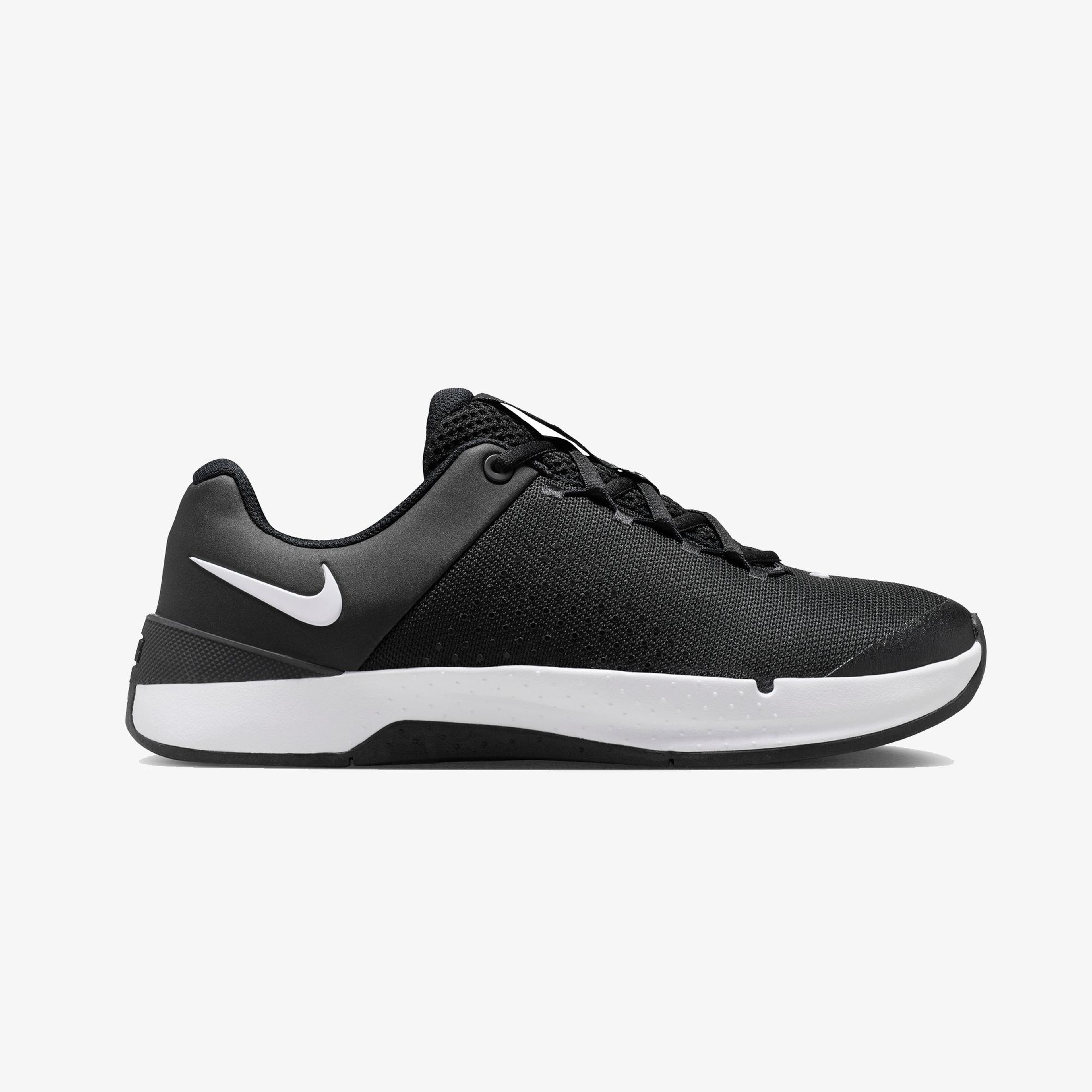 Nike MC Trainer 4 Kadın Siyah Spor Ayakkabı