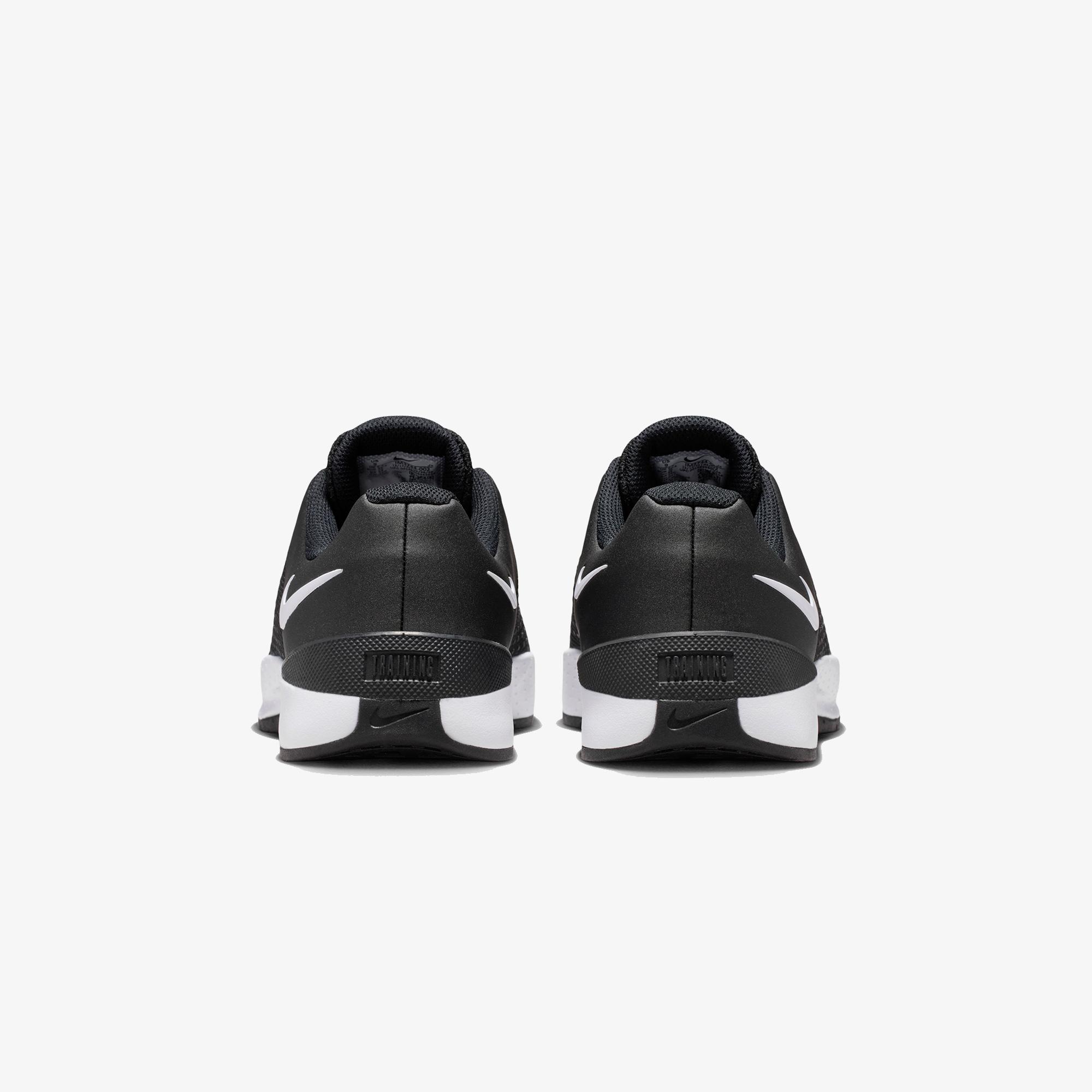 Nike MC Trainer 4 Kadın Siyah Spor Ayakkabı