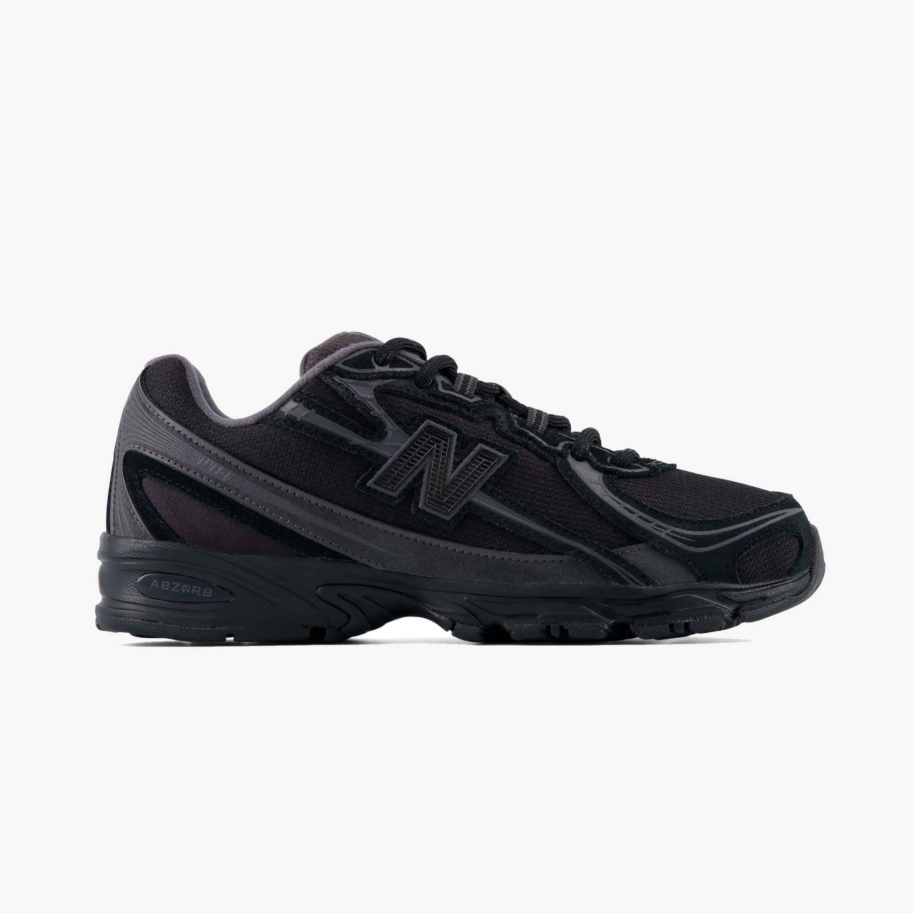 New Balance 740 Kadın Siyah Spor Ayakkabı