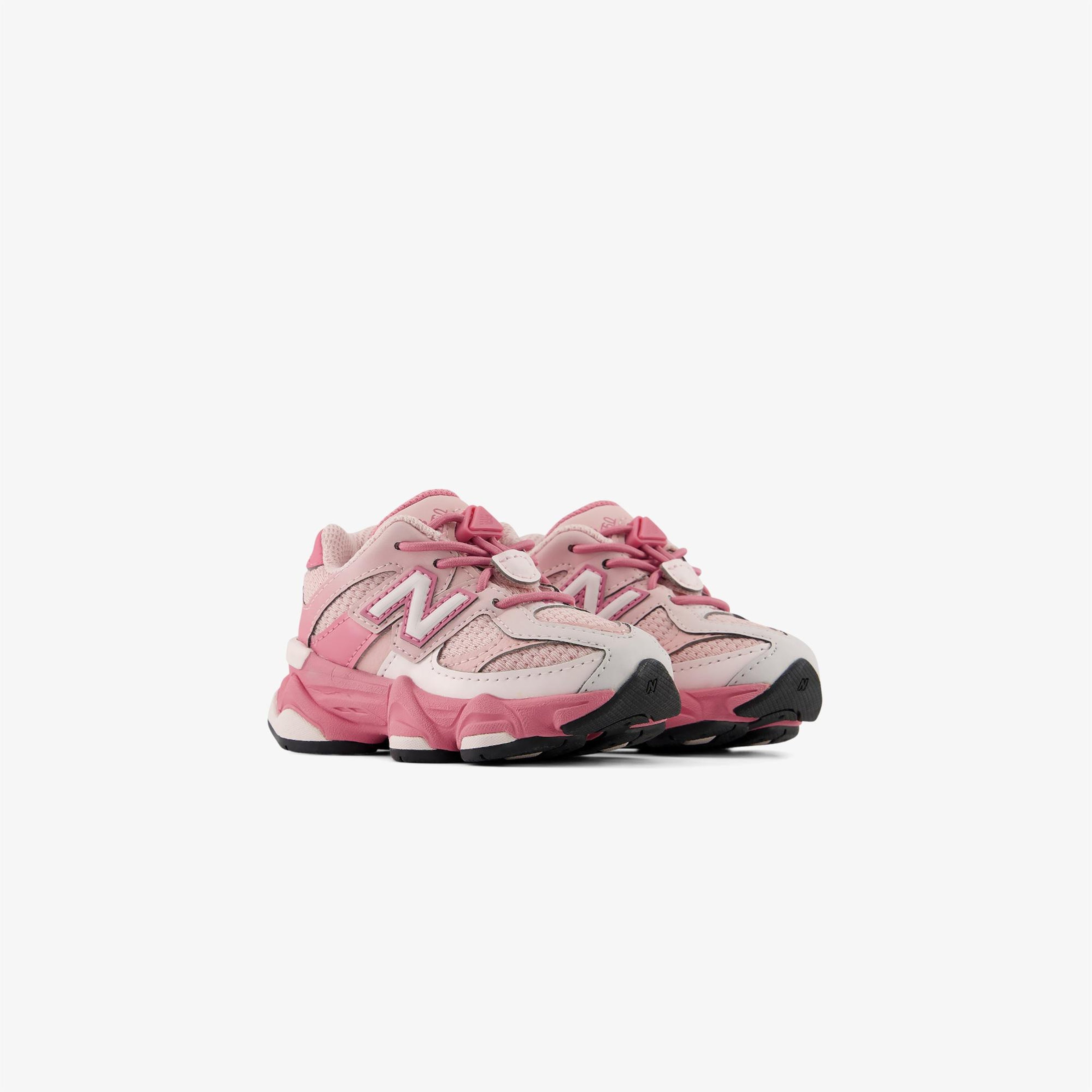 New Balance 9060 Çocuk Pembe Spor Ayakkabı