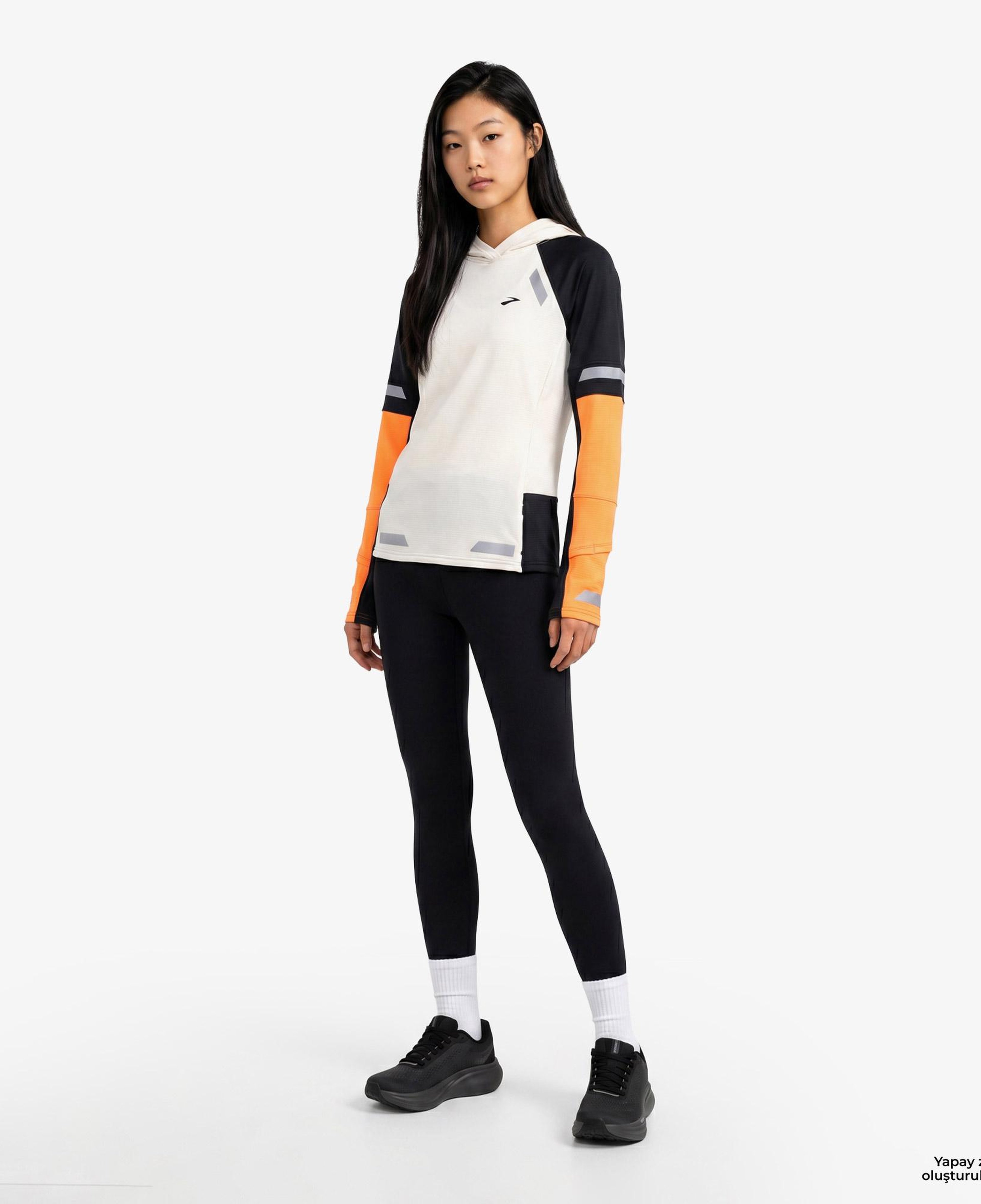 Brooks Run Visible Thermal 2.0 Kadın Beyaz Hoodie