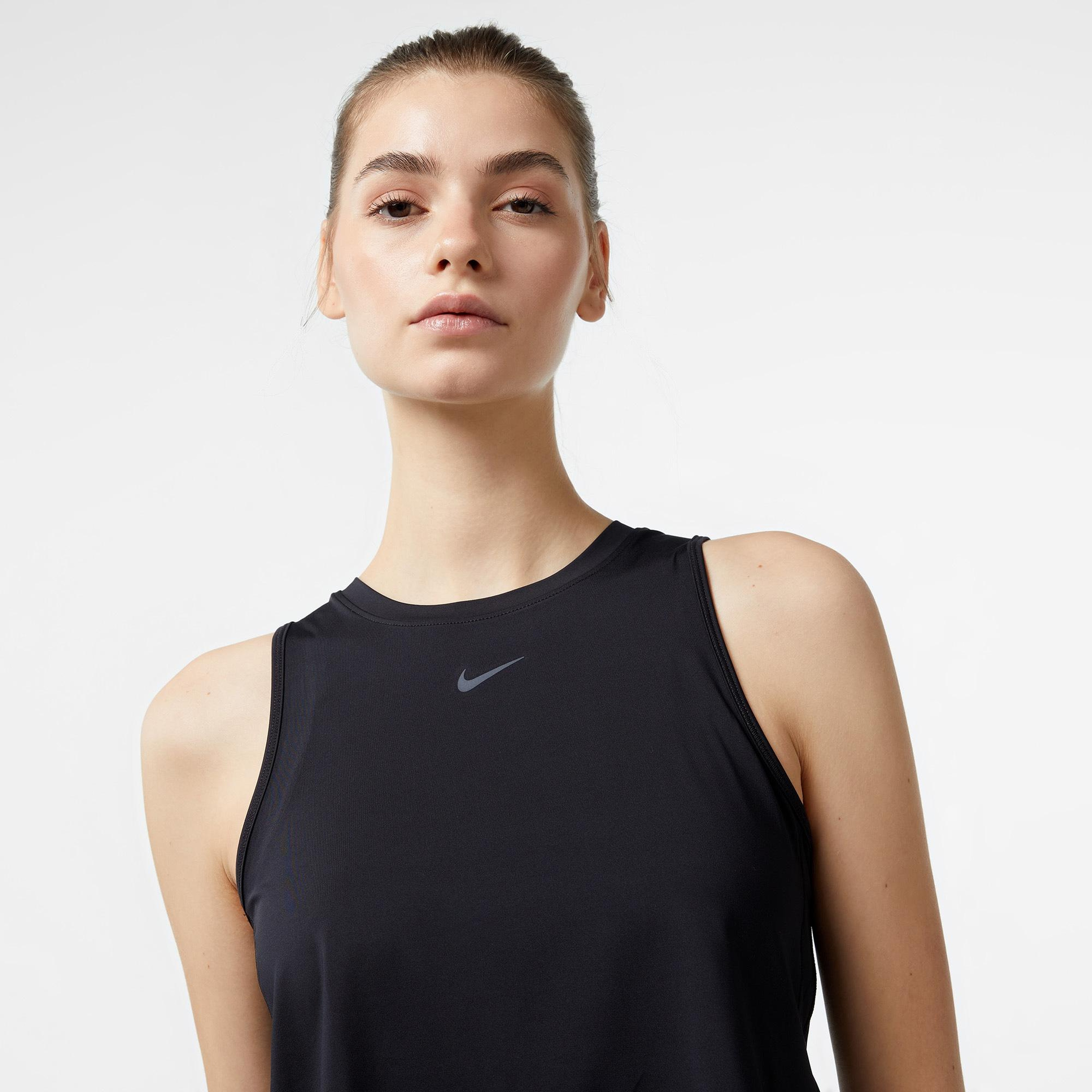Nike One Classic Dri-Fit Crop Kadın Siyah Kolsuz T-Shirt