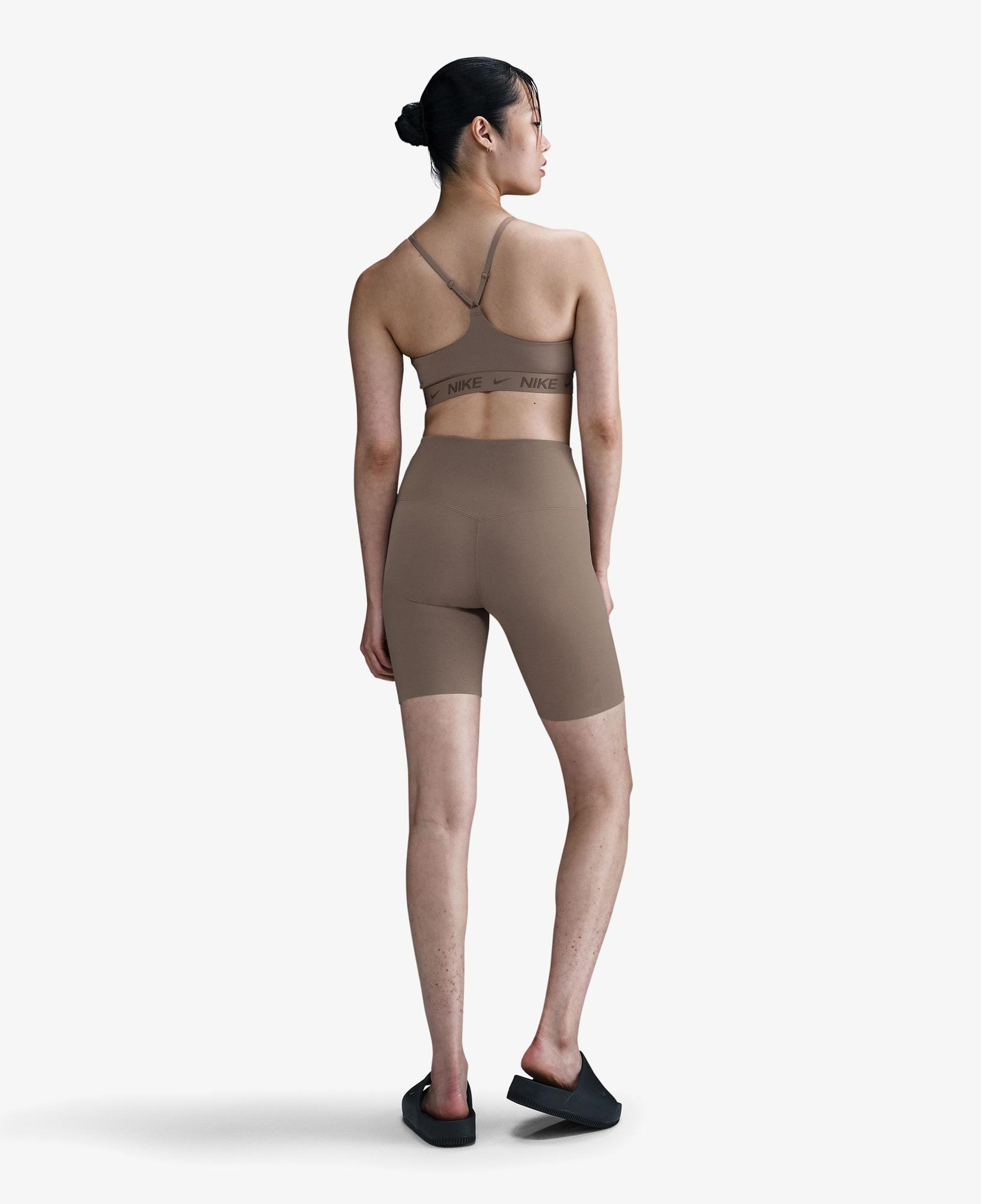 Nike Dri-Fit Indy Hafif Destekli Kadın Kahverengi Bra