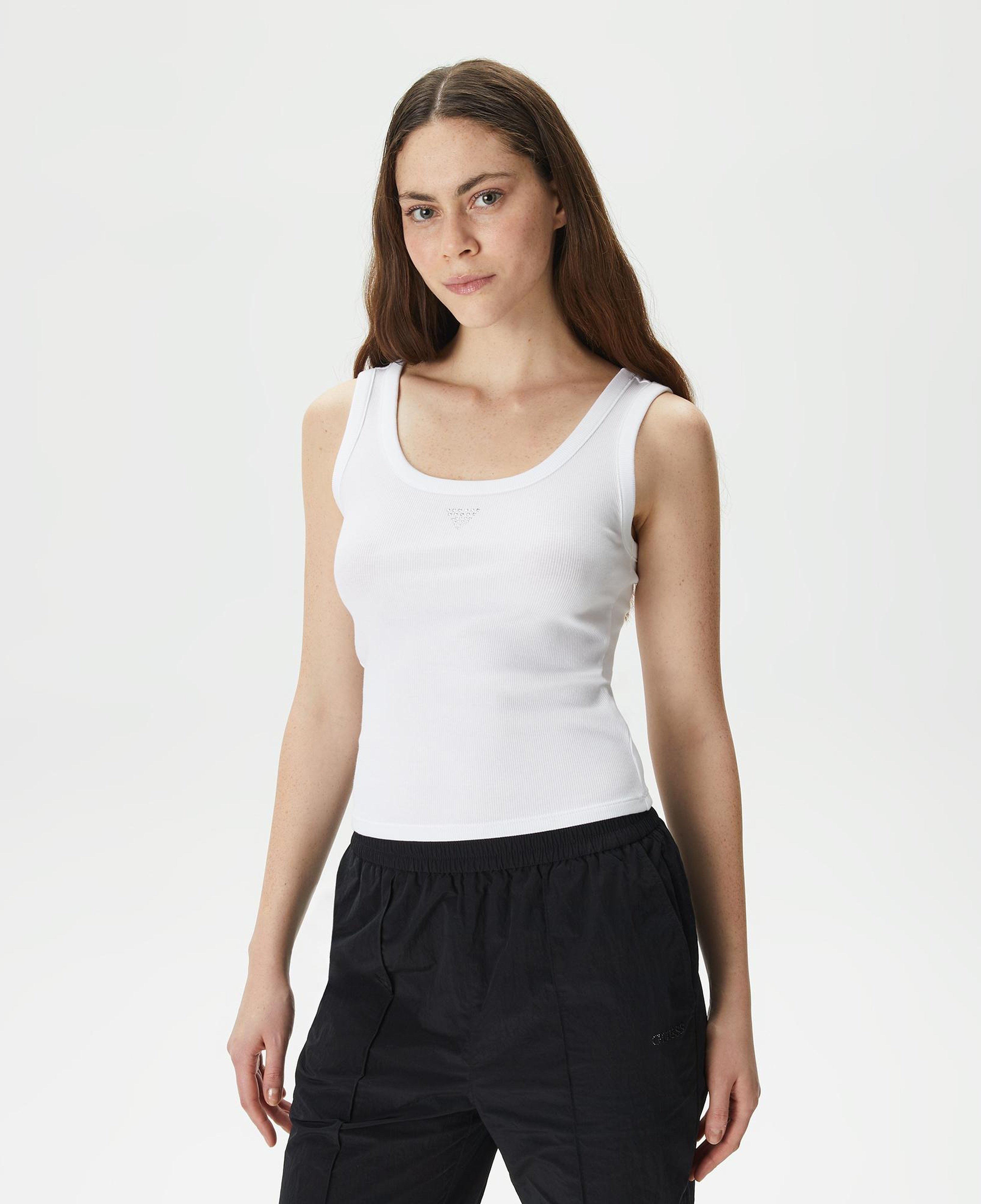 Guess Triangle Bling Kadın Beyaz Kolsuz T-Shirt