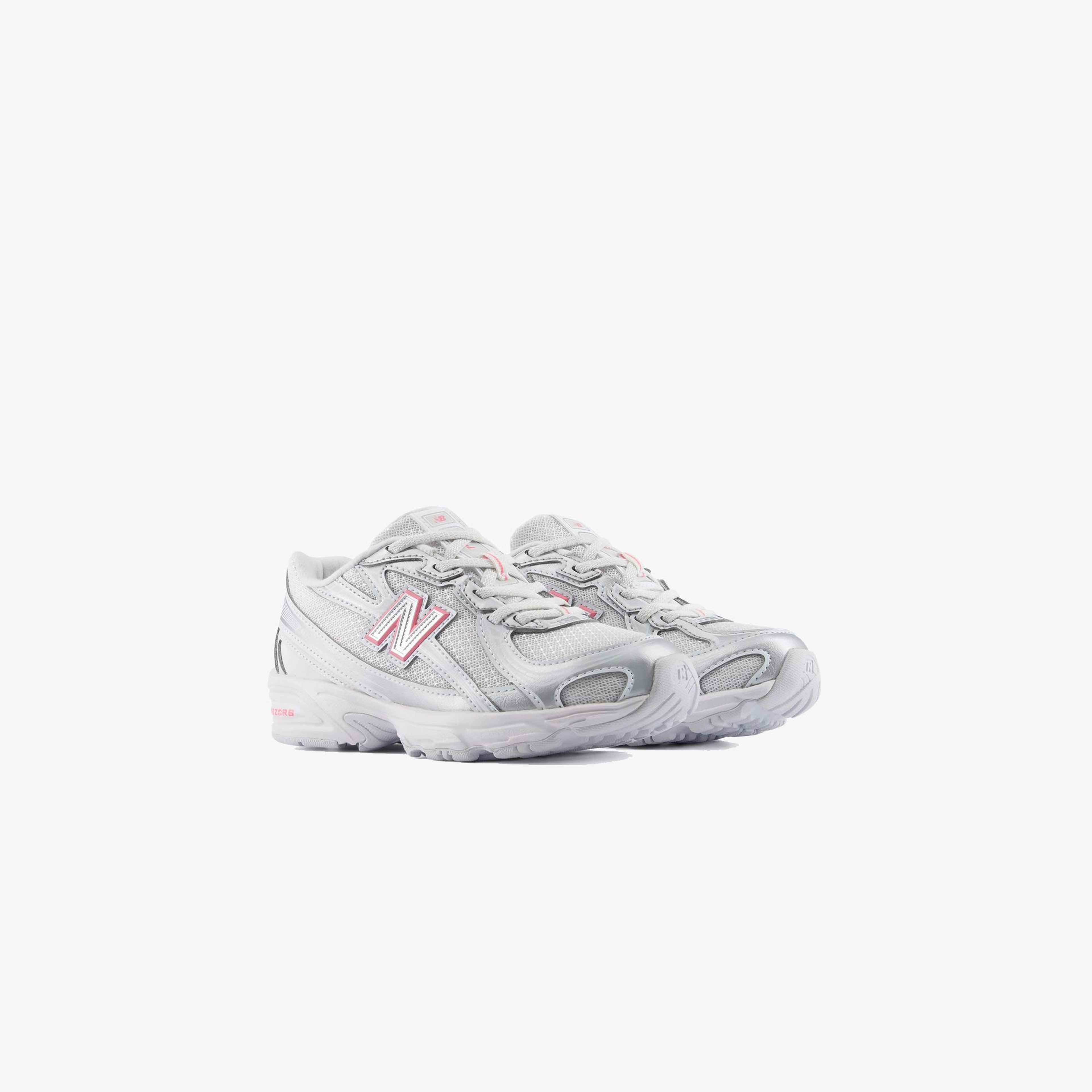 New Balance 740 Çocuk Gri Spor Ayakkabı