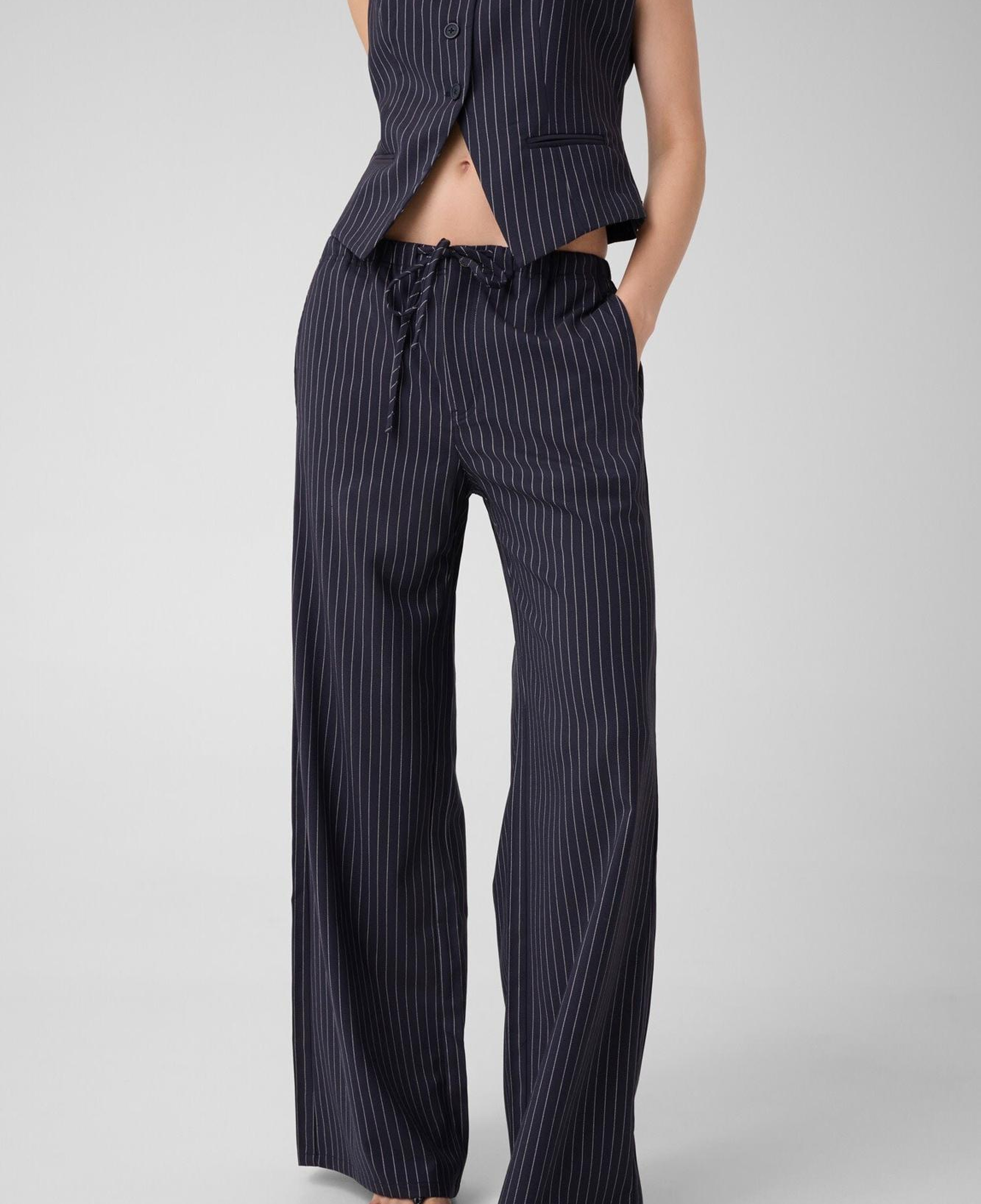 Guess Jeans Kadın Relaxed Fit Pantolon