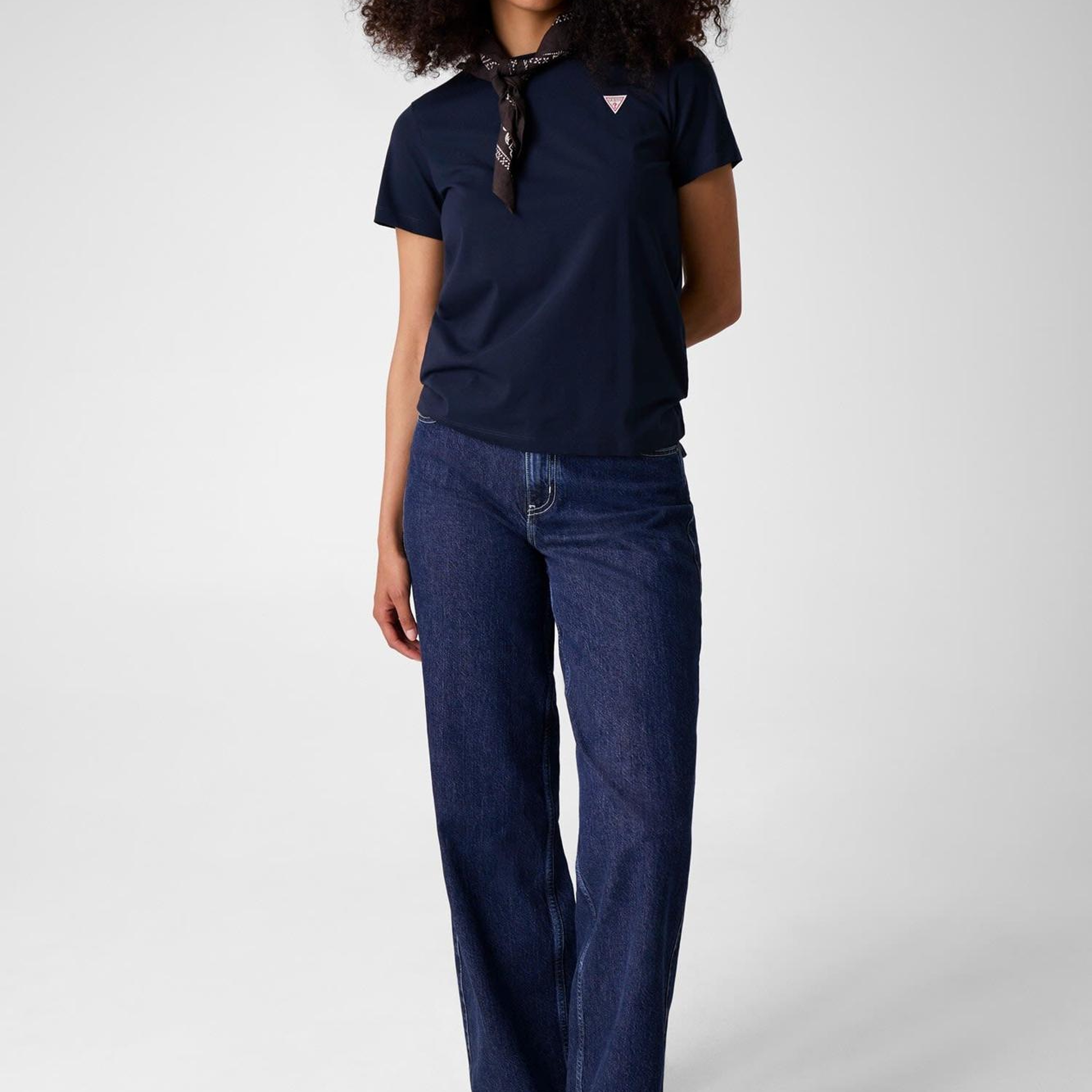 Guess Jeans Kadın Slim Fit T-shirt