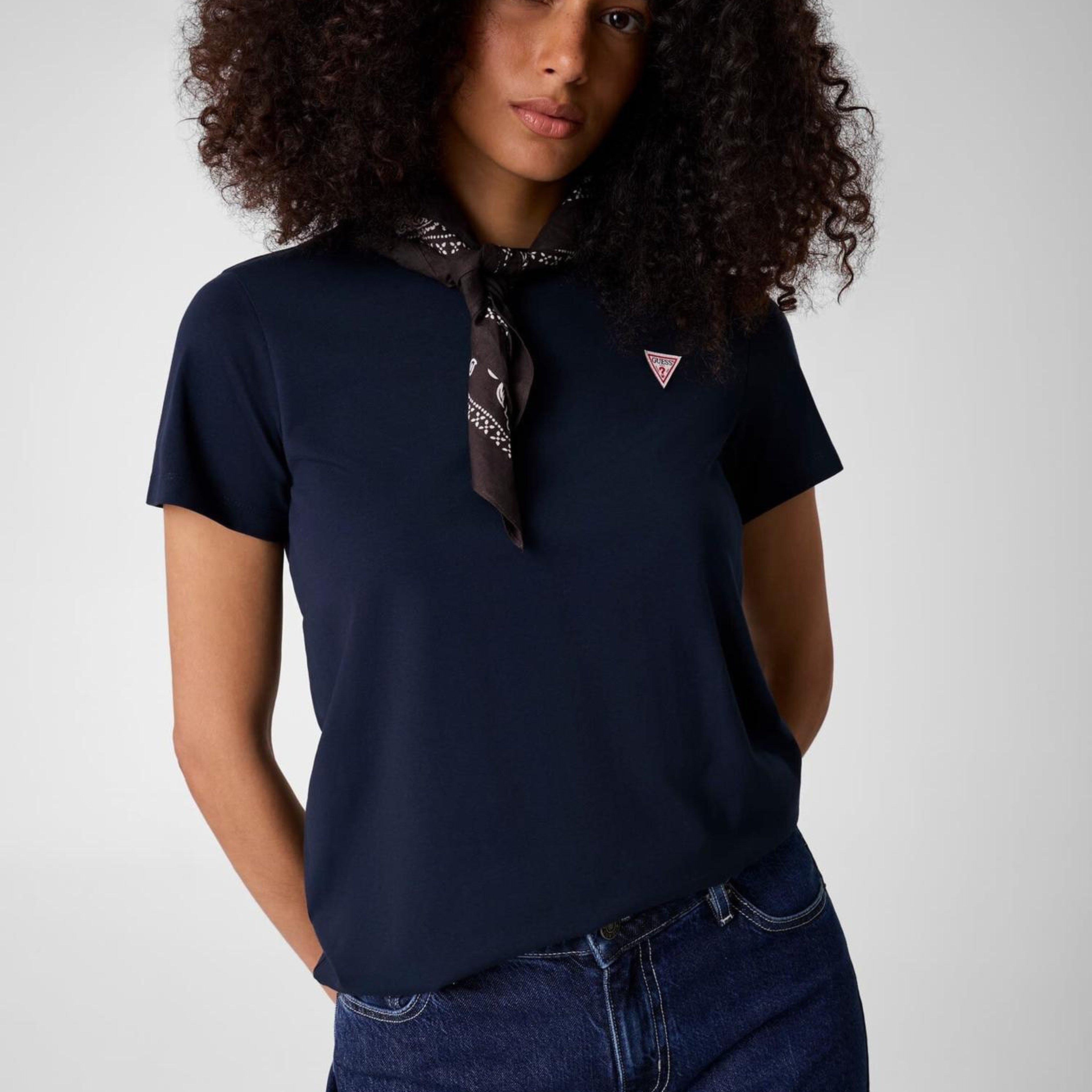 Guess Jeans Kadın Slim Fit T-shirt