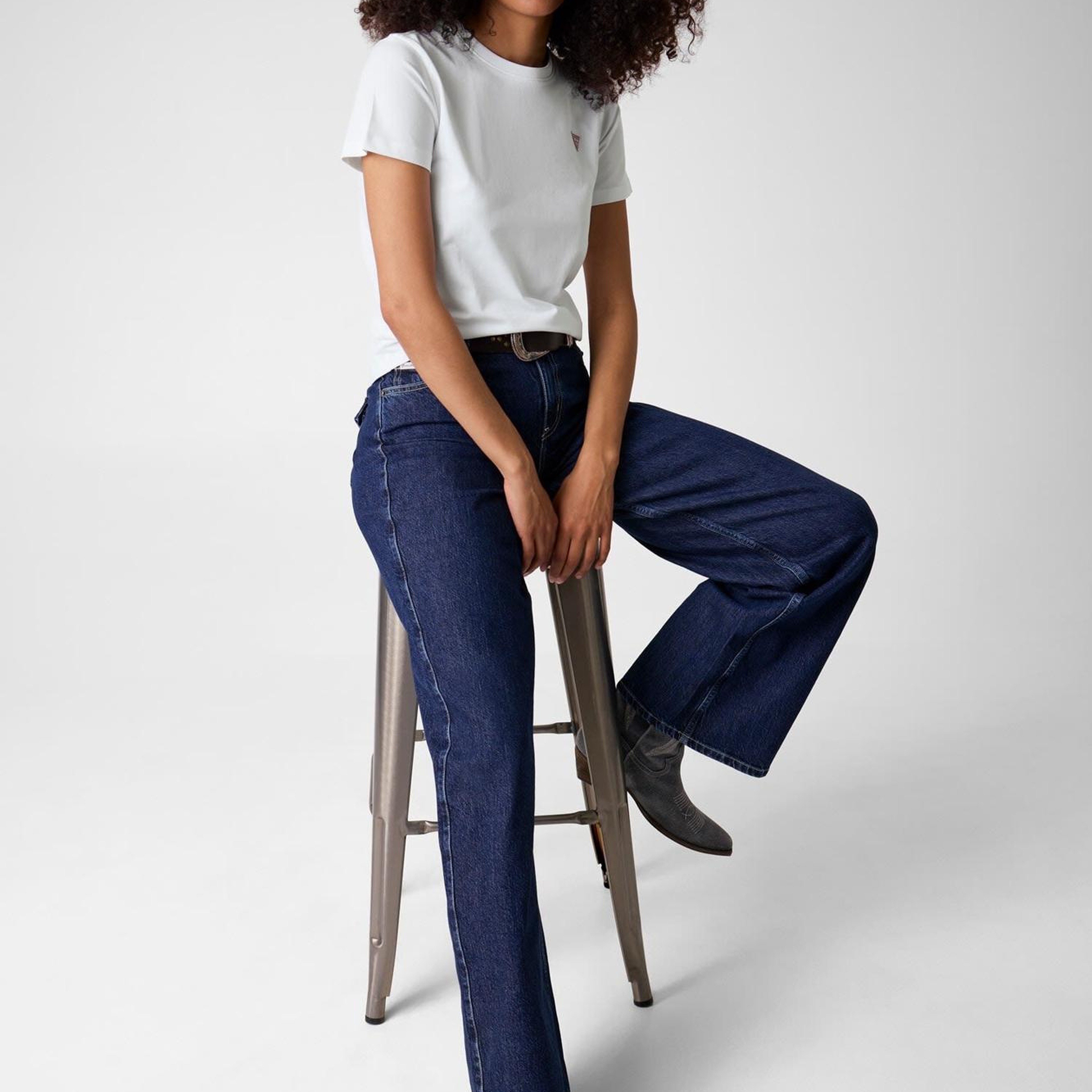 Guess Jeans Kadın Slim Fit T-shirt