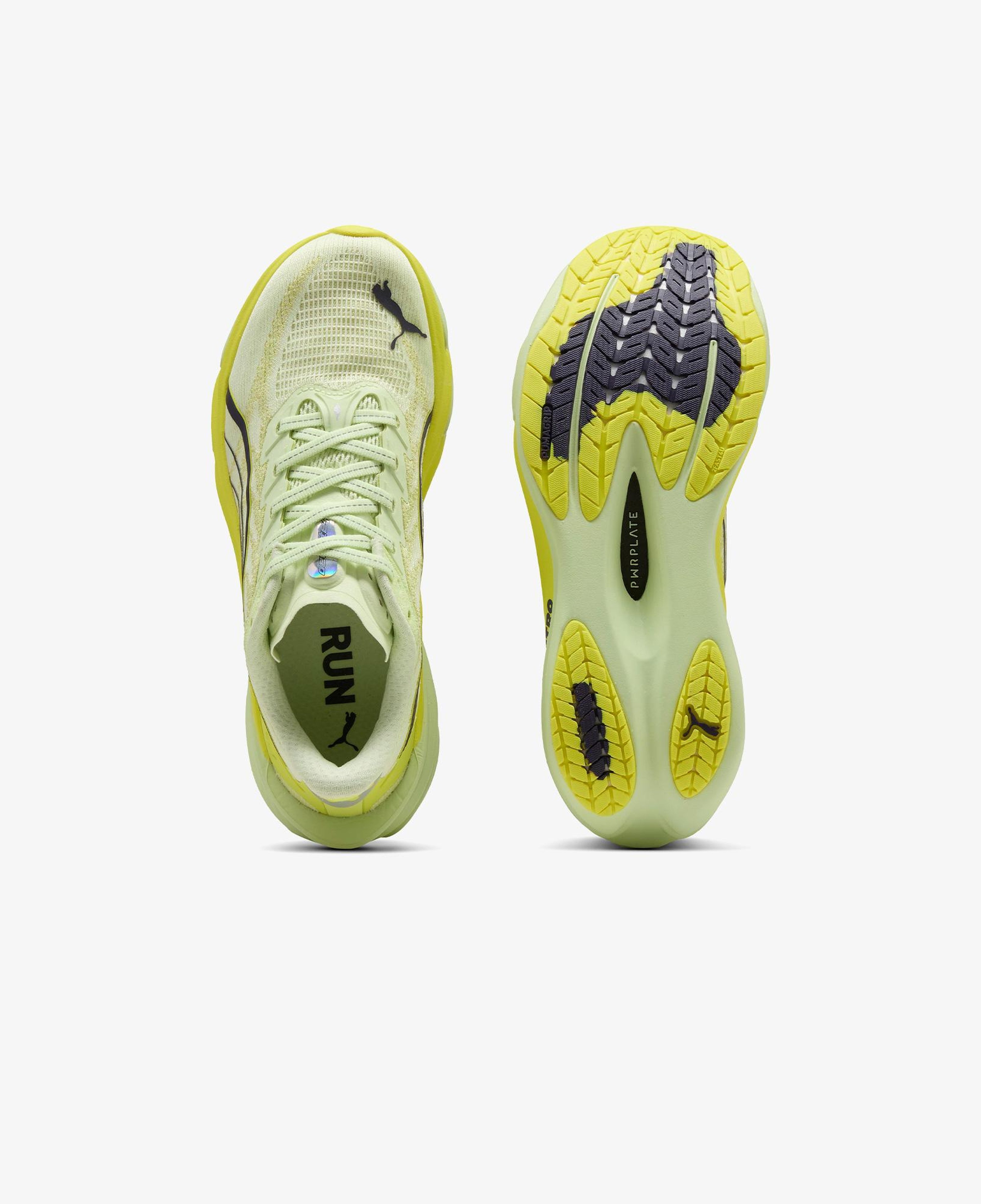 Puma Deviate Nitro 4 Kadın Gri Koşu Ayakkabısı