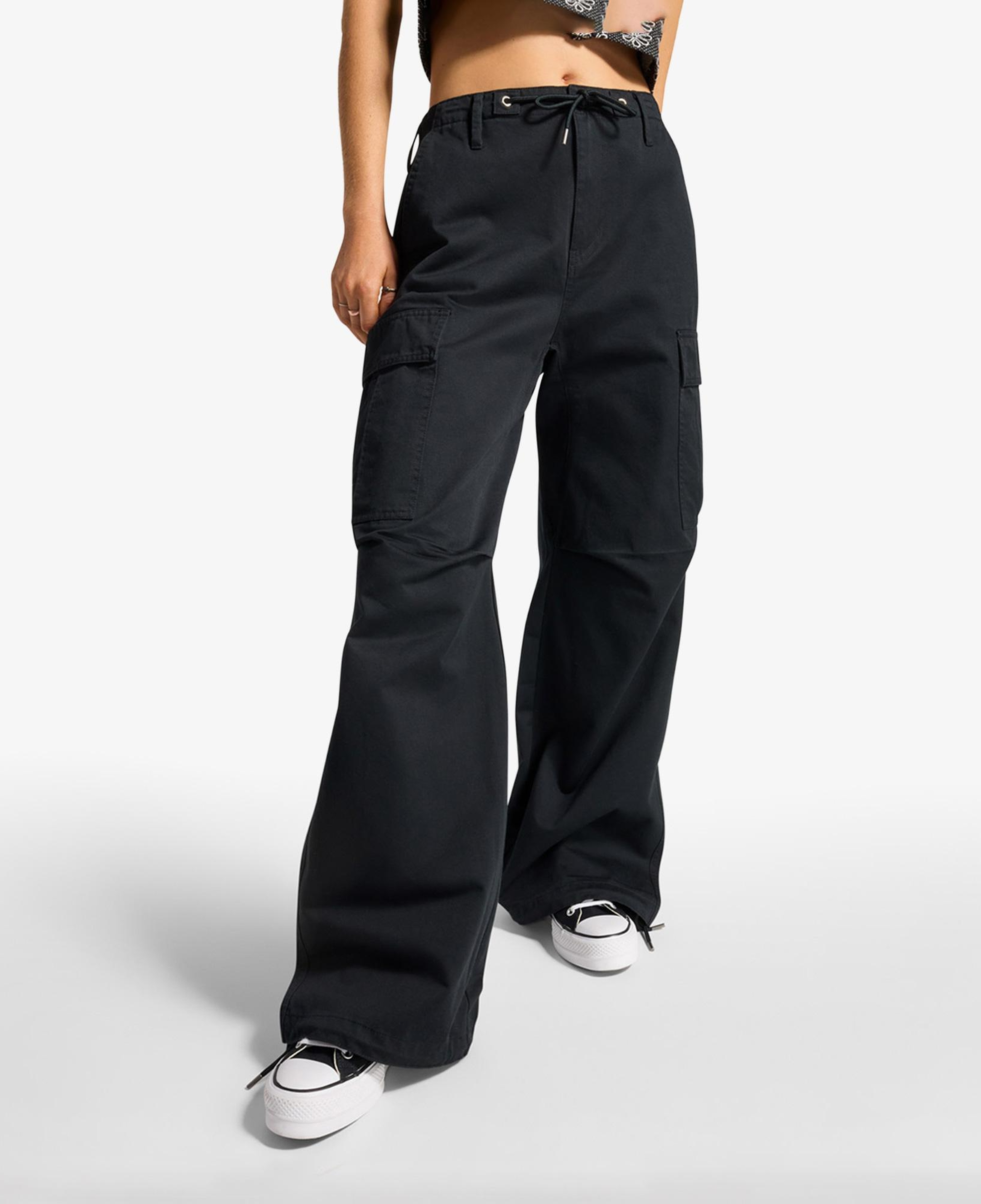 Converse Cargo Kadın Siyah Pantolon