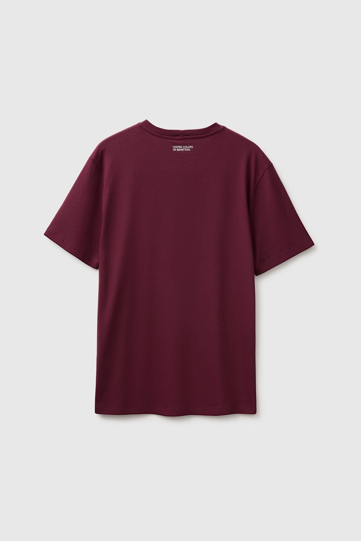 Erkek Mürdüm %100 Pamuk Önü Logo Baskılı Regular Fit Kısa Kollu T-Shirt