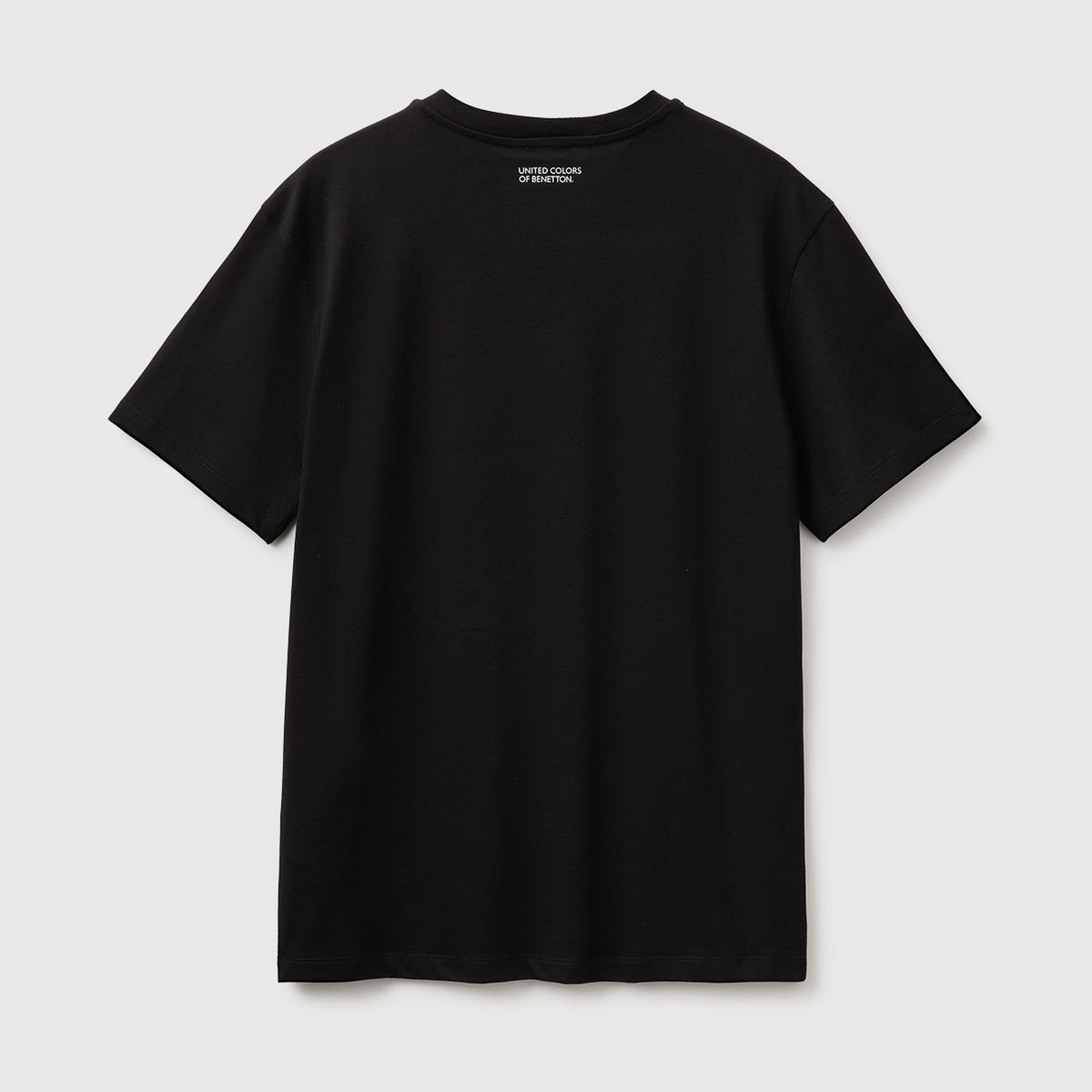 Erkek Siyah %100 Pamuk Önü Logo Baskılı Regular Fit Kısa Kollu T-Shirt