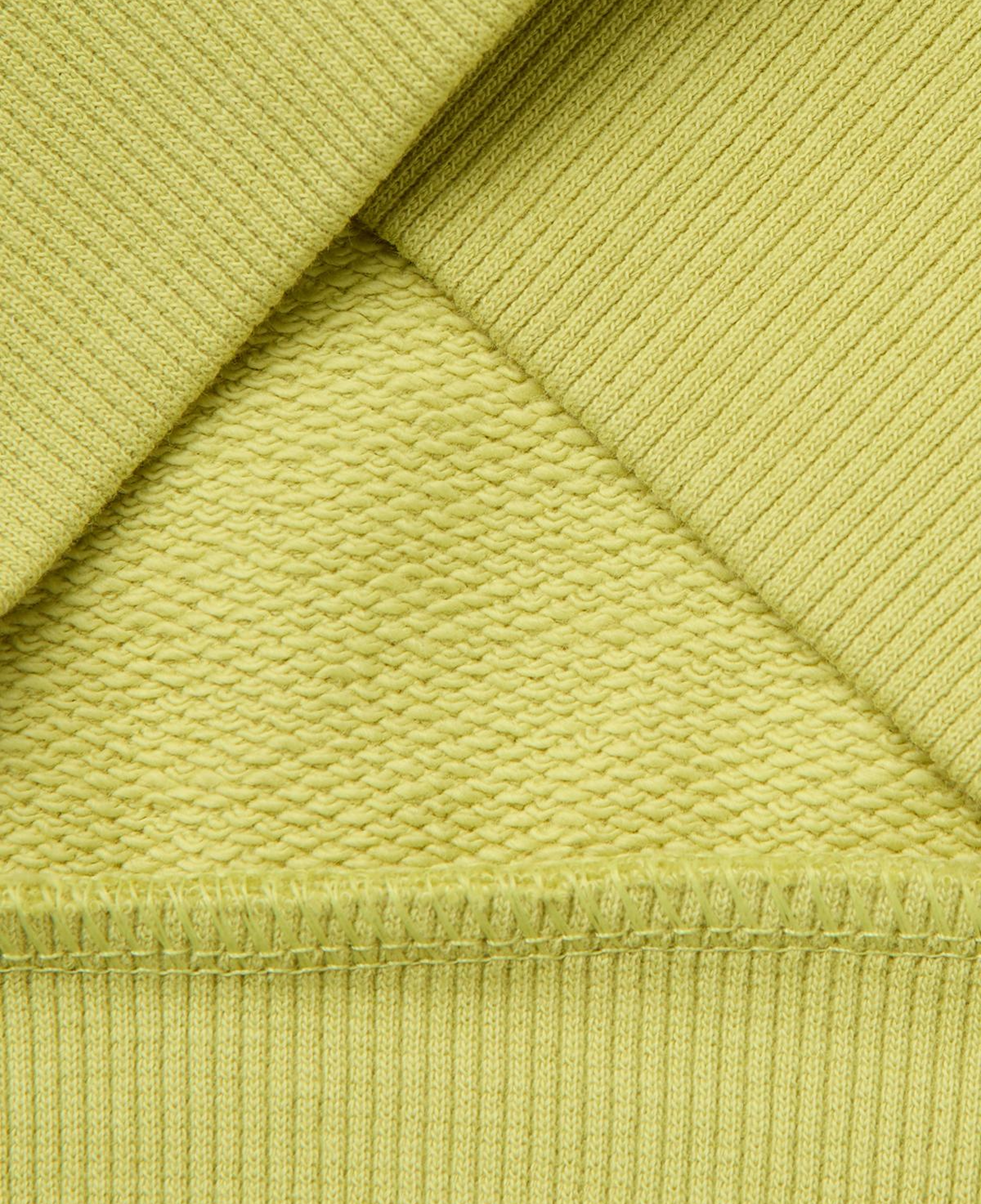 Erkek Çocuk Fıstık Yeşili Önü İşlemeli Ribanalı Renk Bloklu Bisiklet Yaka Sweatshirt