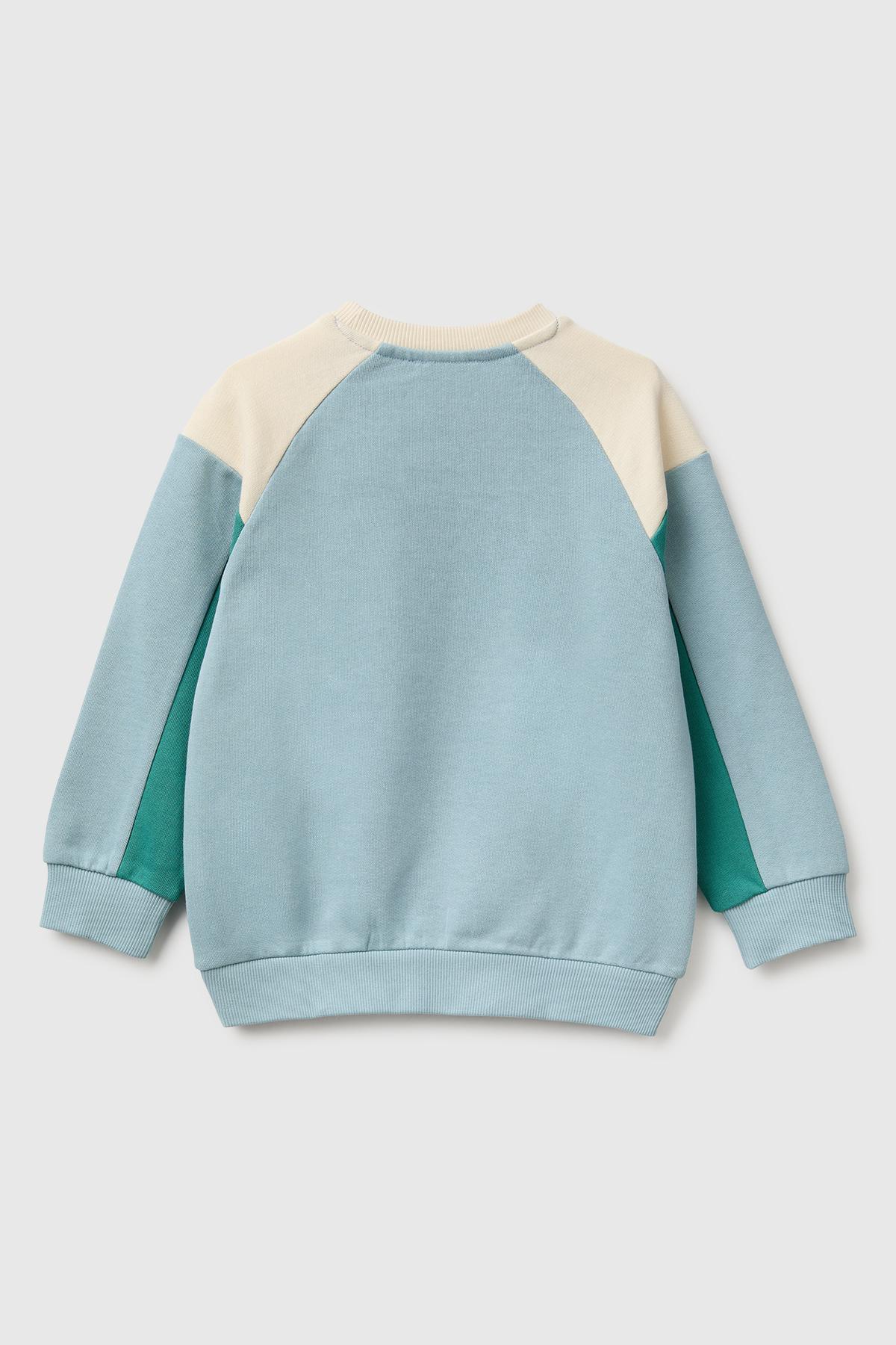 Erkek Çocuk Mavi Mix Önü İşlemeli Ribanalı Renk Bloklu Bisiklet Yaka Sweatshirt