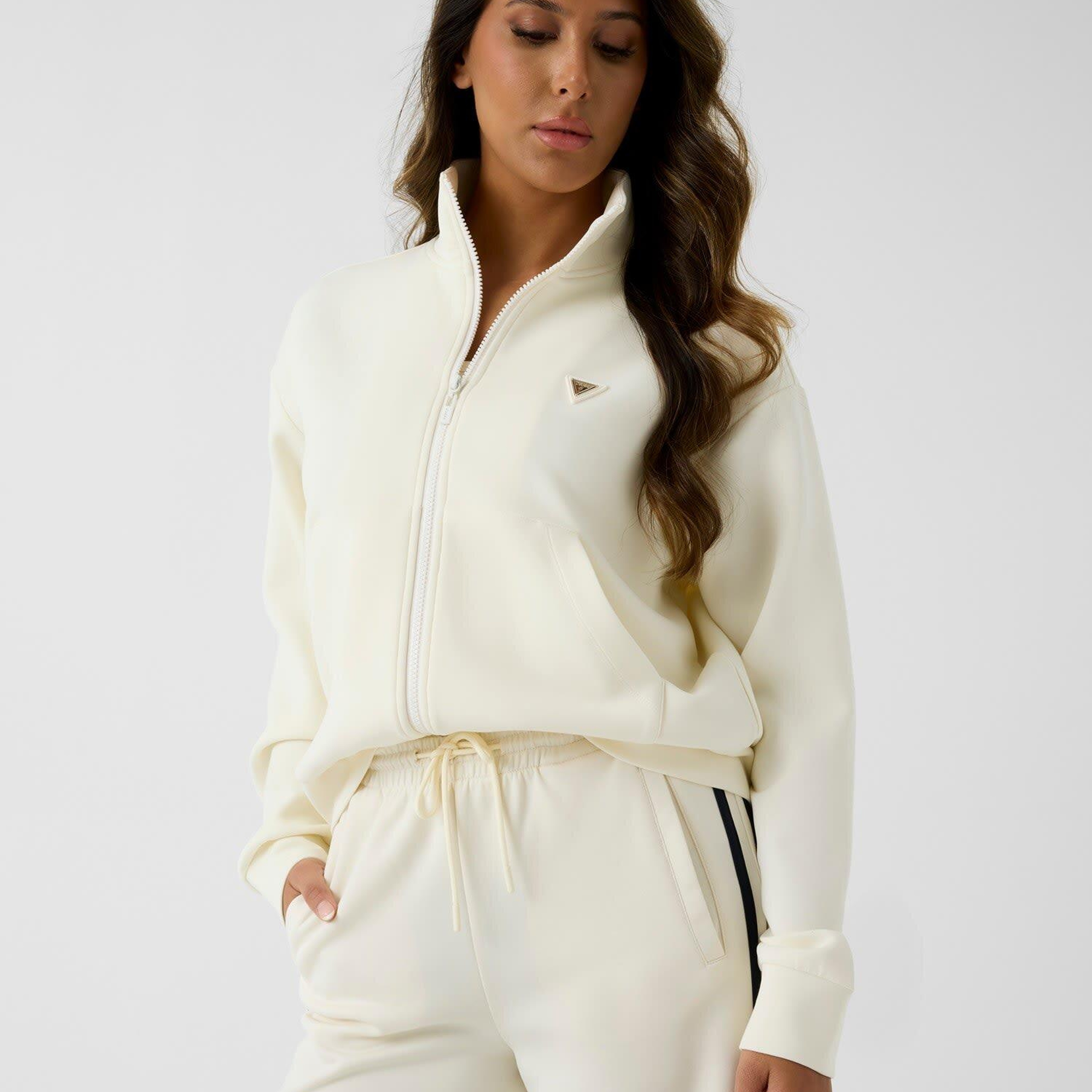 Yüksek Yakalı Sweatshirt