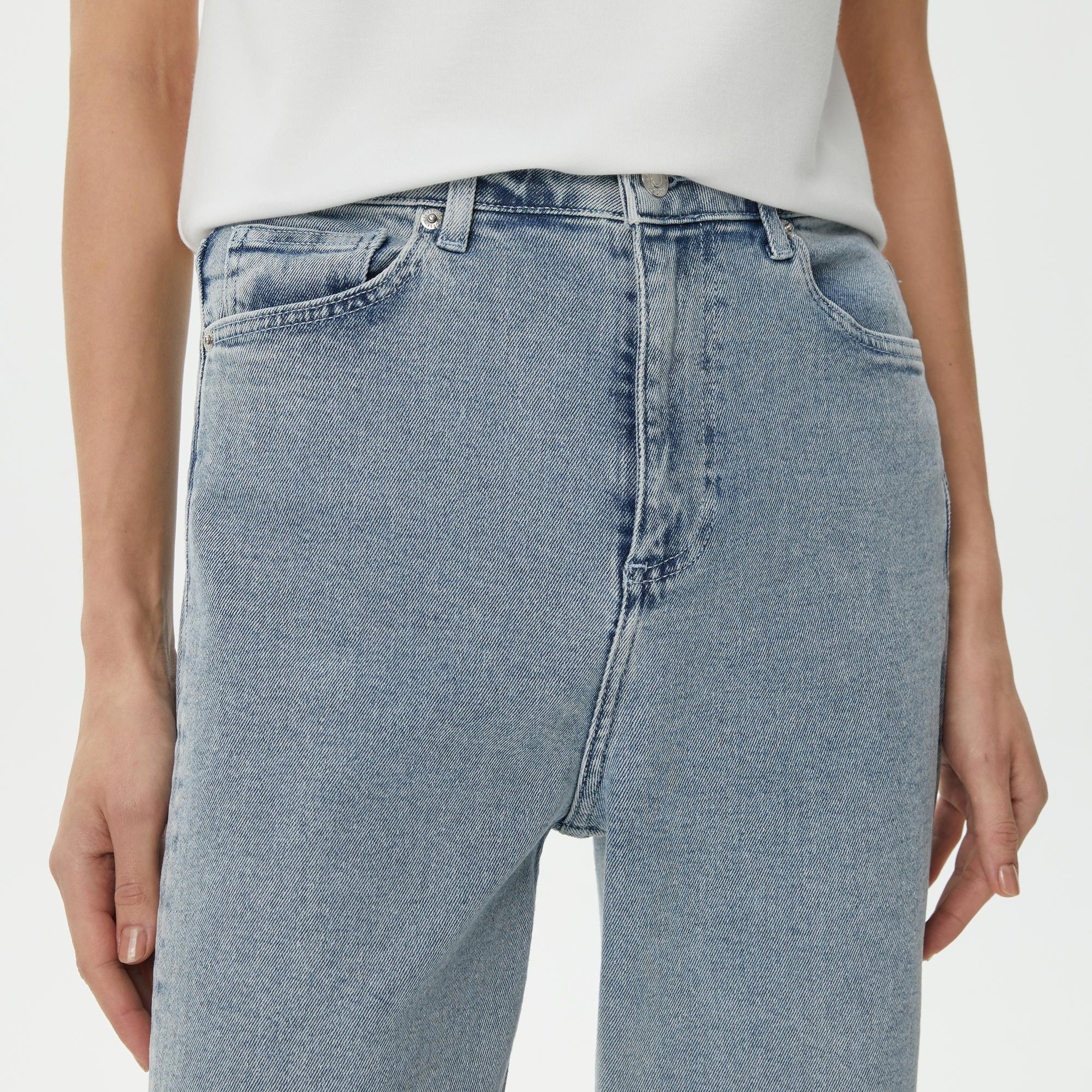 Kadın Straight Fit Mavi Jean Pantolon