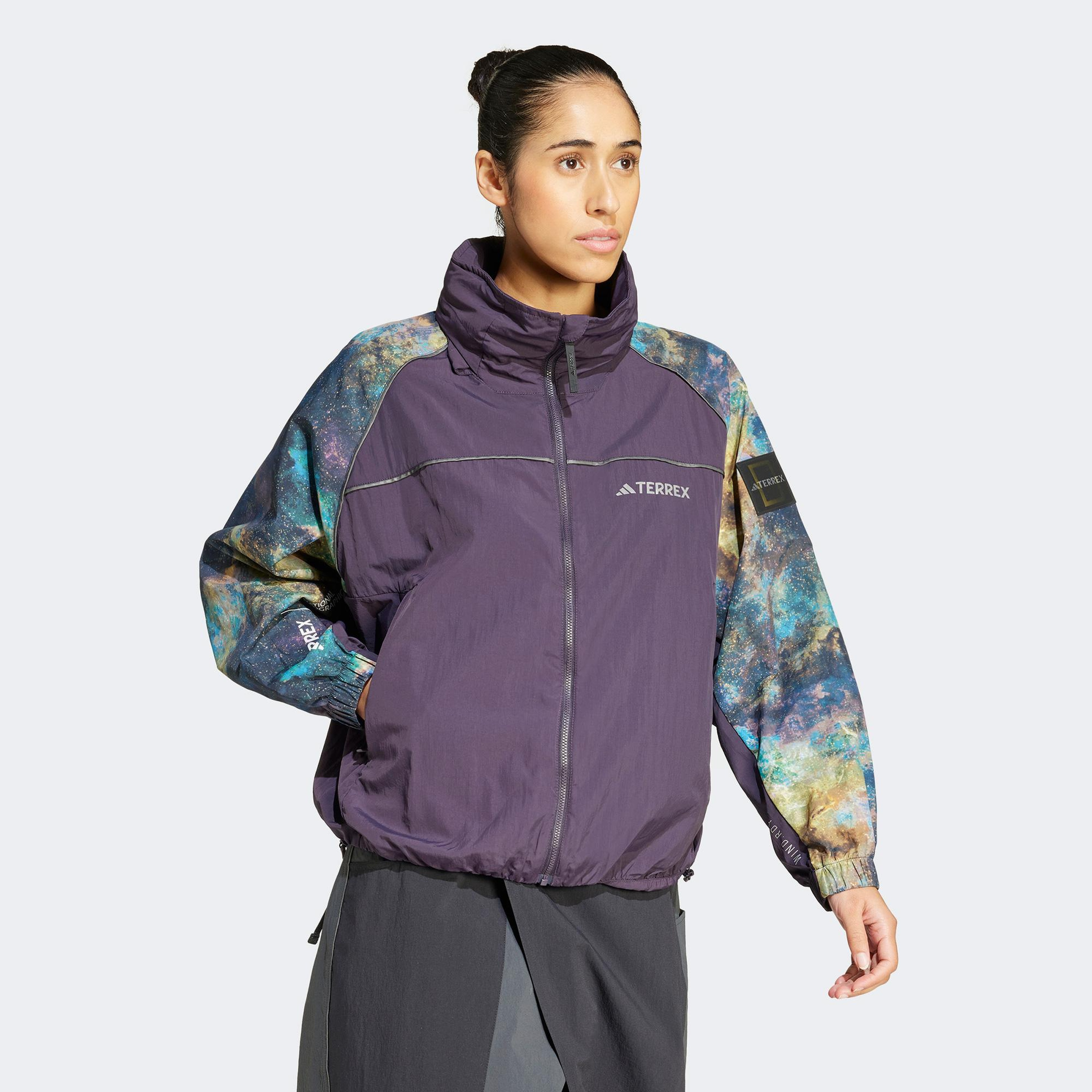adidas Nat Geo Wind.Rdy Kadın Mor Outdoor Ceket