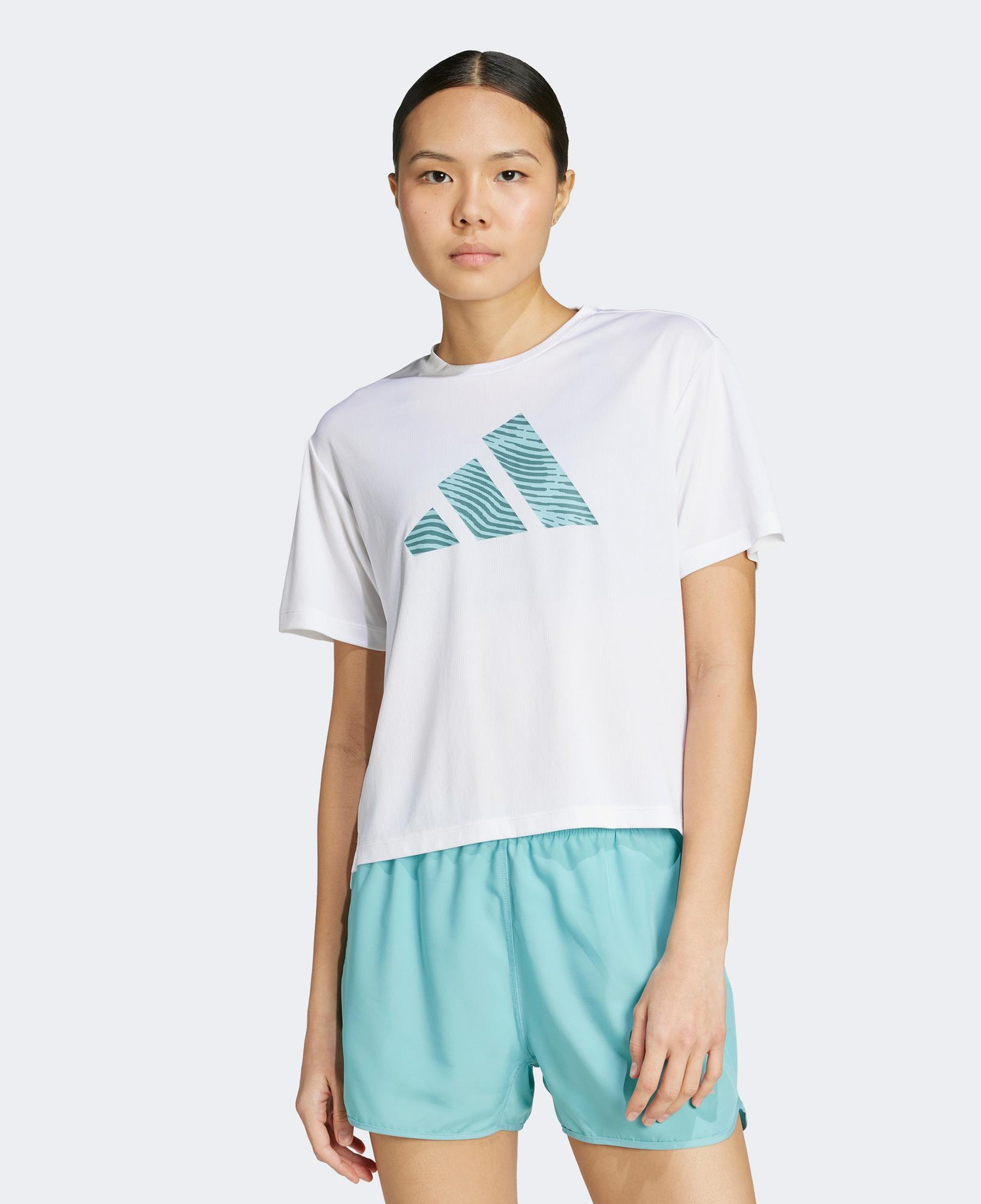 adidas Adi365 Running Essentials Brand Love Kadın Beyaz Koşu T-Shirt